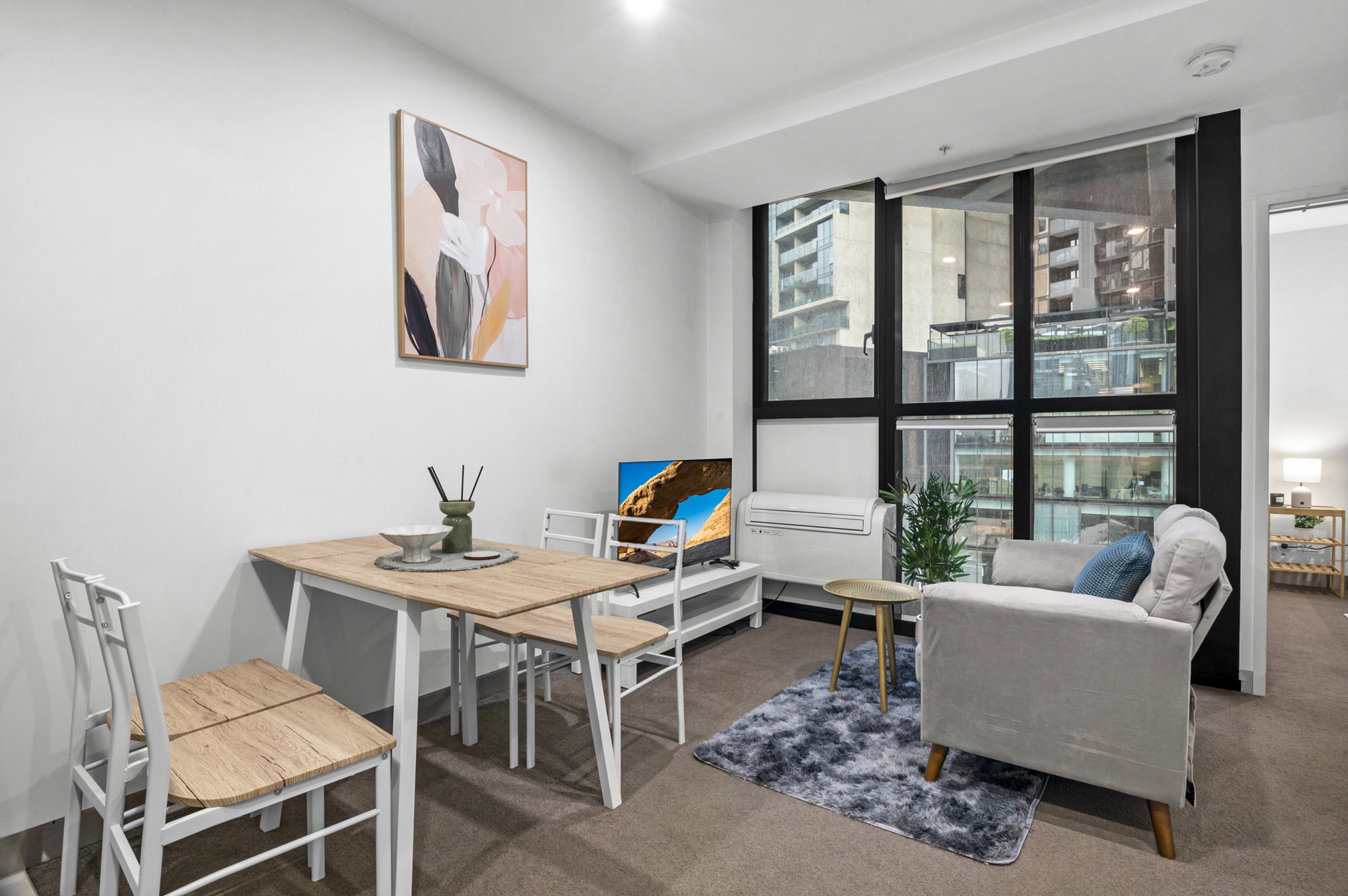 Furnished 1 Bedroom Apartment in Southbank