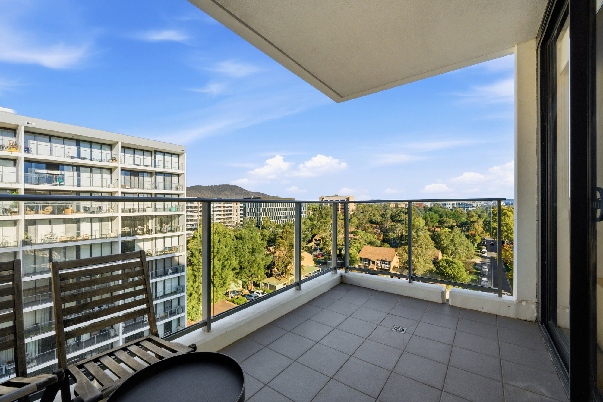 Furnished 2 Bedroom Apartment in Lyneham