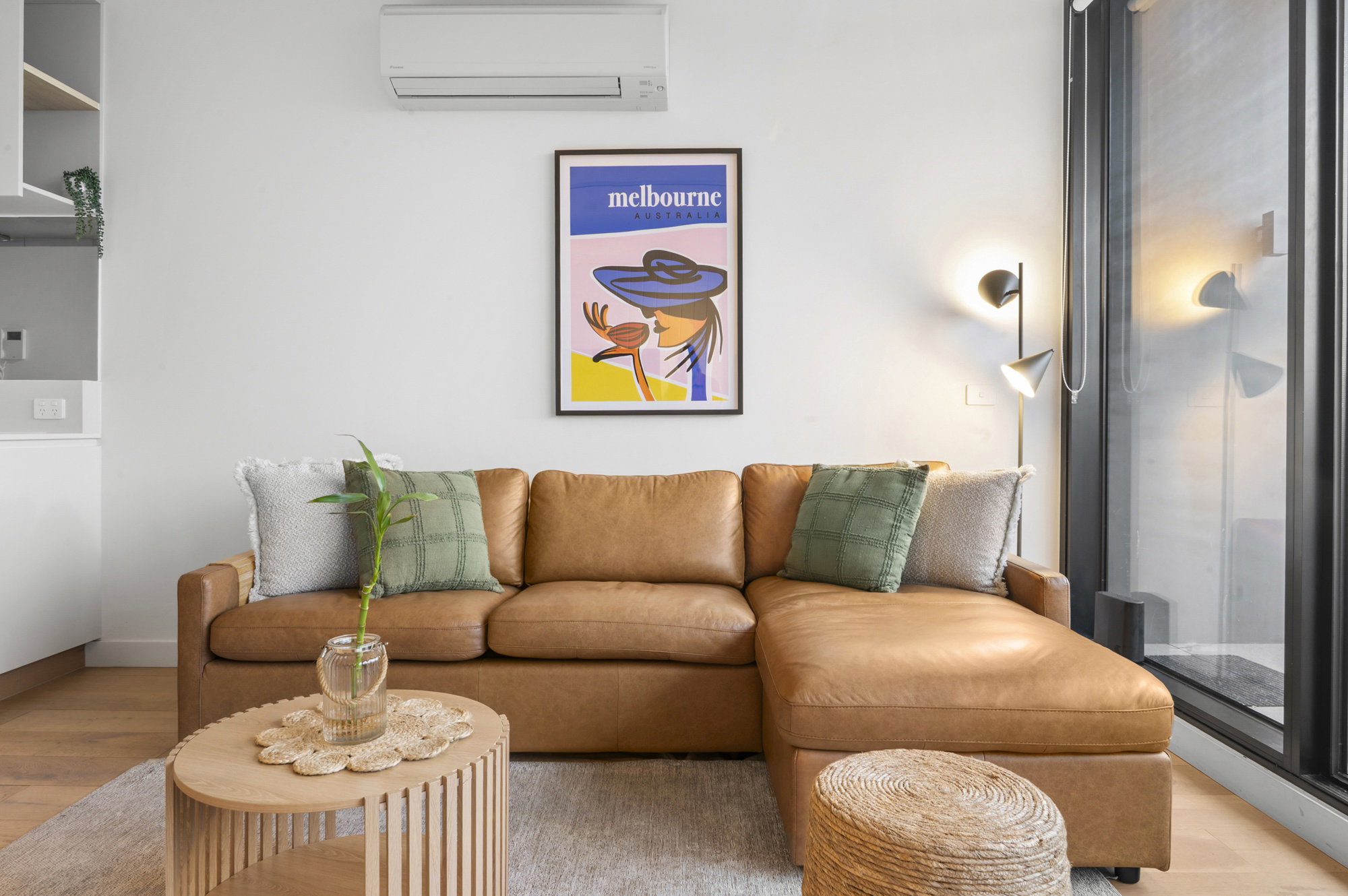 Furnished 1 Bedroom Apartment in South Melbourne