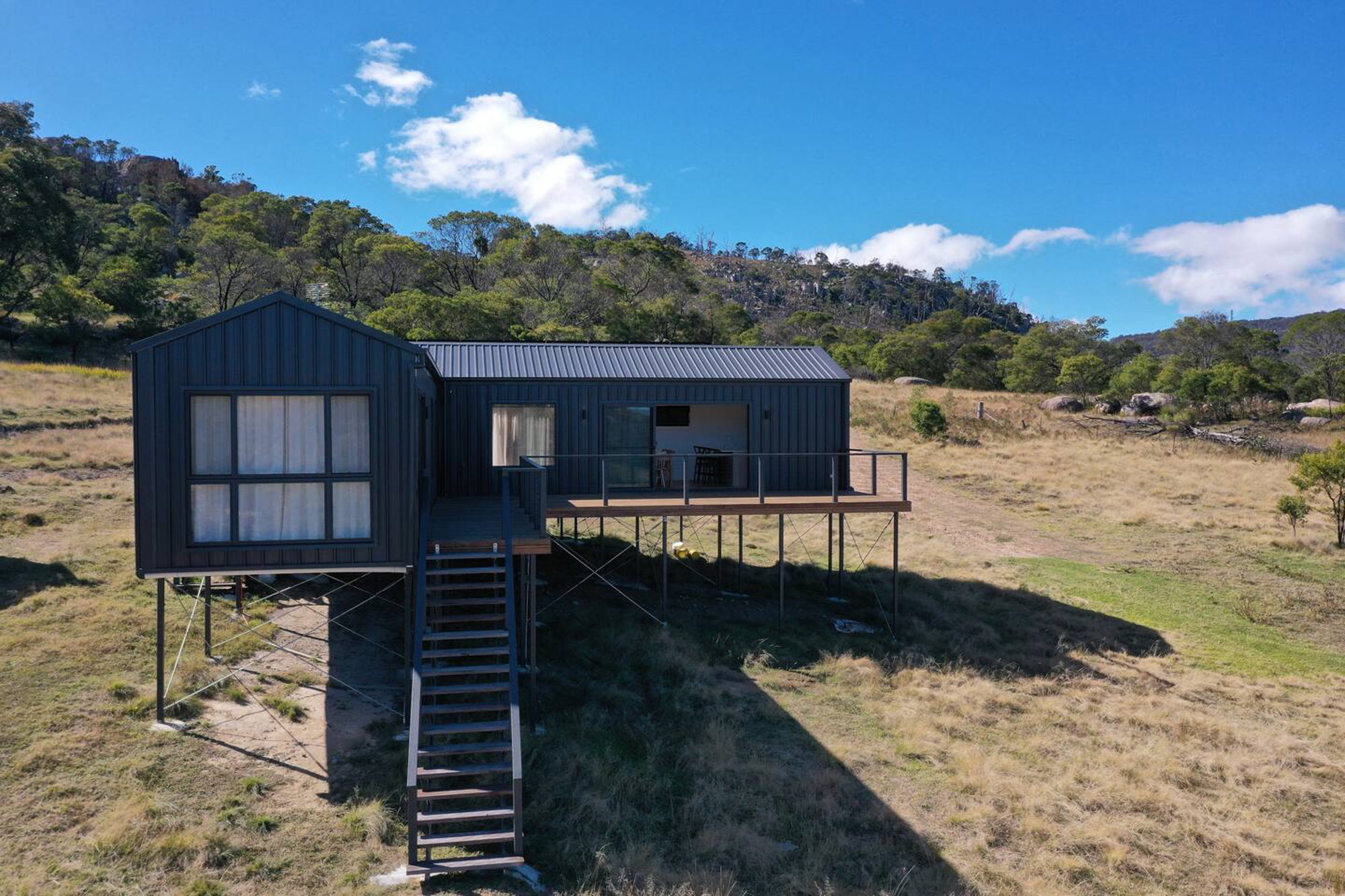Furnished 2 Bedroom House in Tenterfield