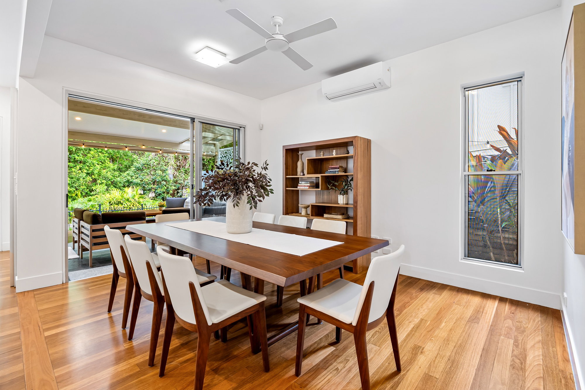 Furnished 3 Bedroom House in Alexandra Headland