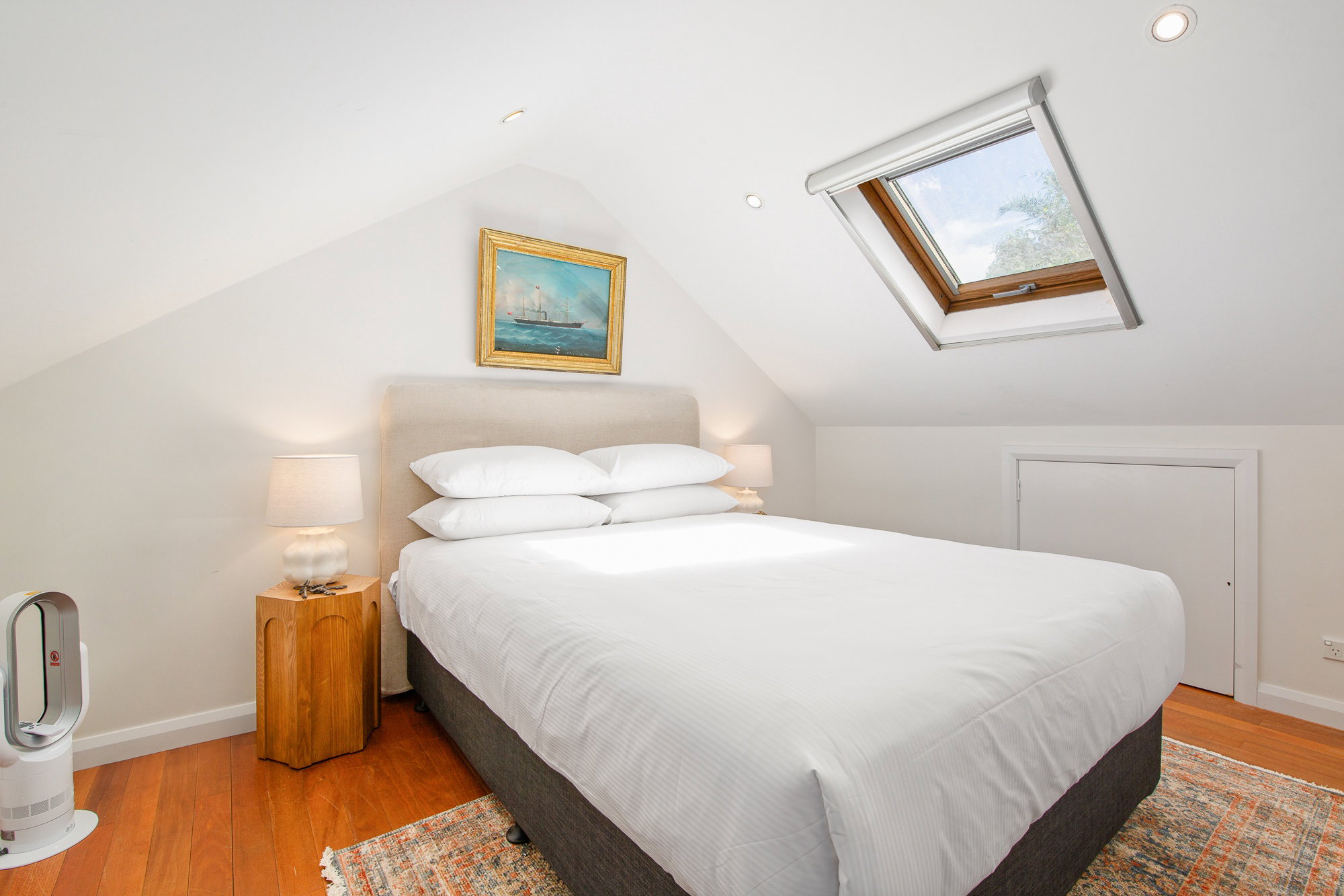 Furnished 2 Bedroom House in Redfern
