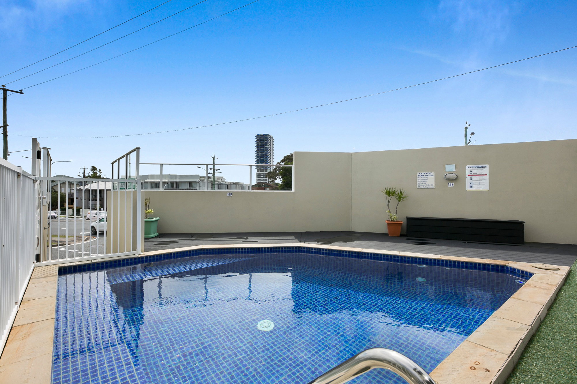 Furnished 1 Bedroom Apartment in Southport