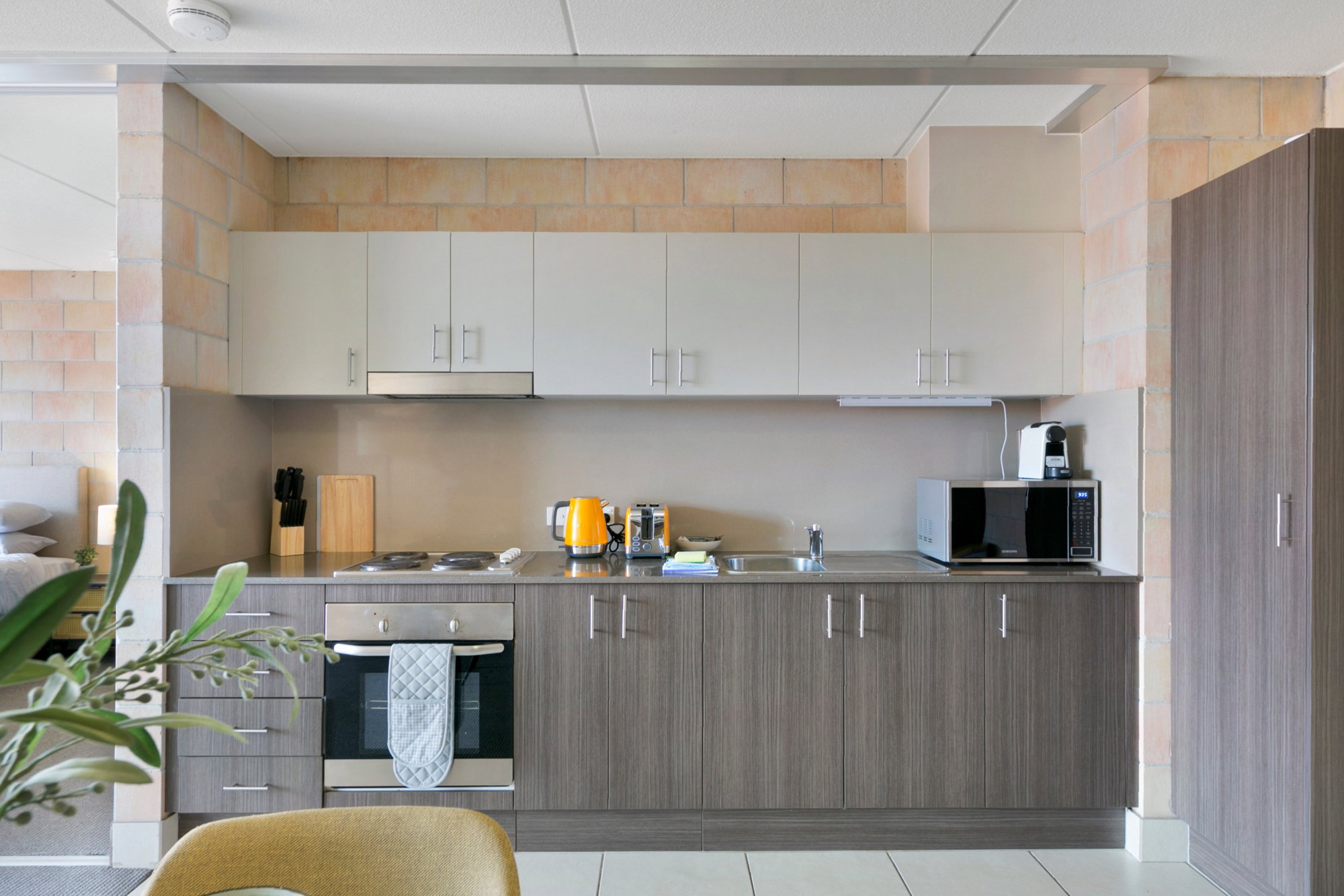 Furnished 1 Bedroom Apartment in Southport