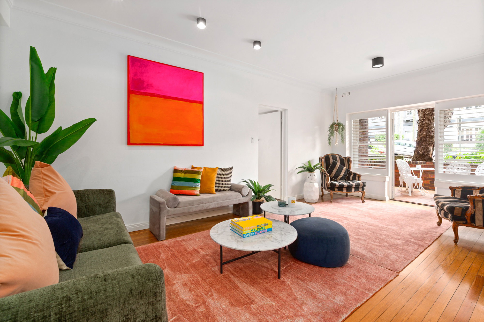 Furnished 3 Bedroom Apartment in Double Bay