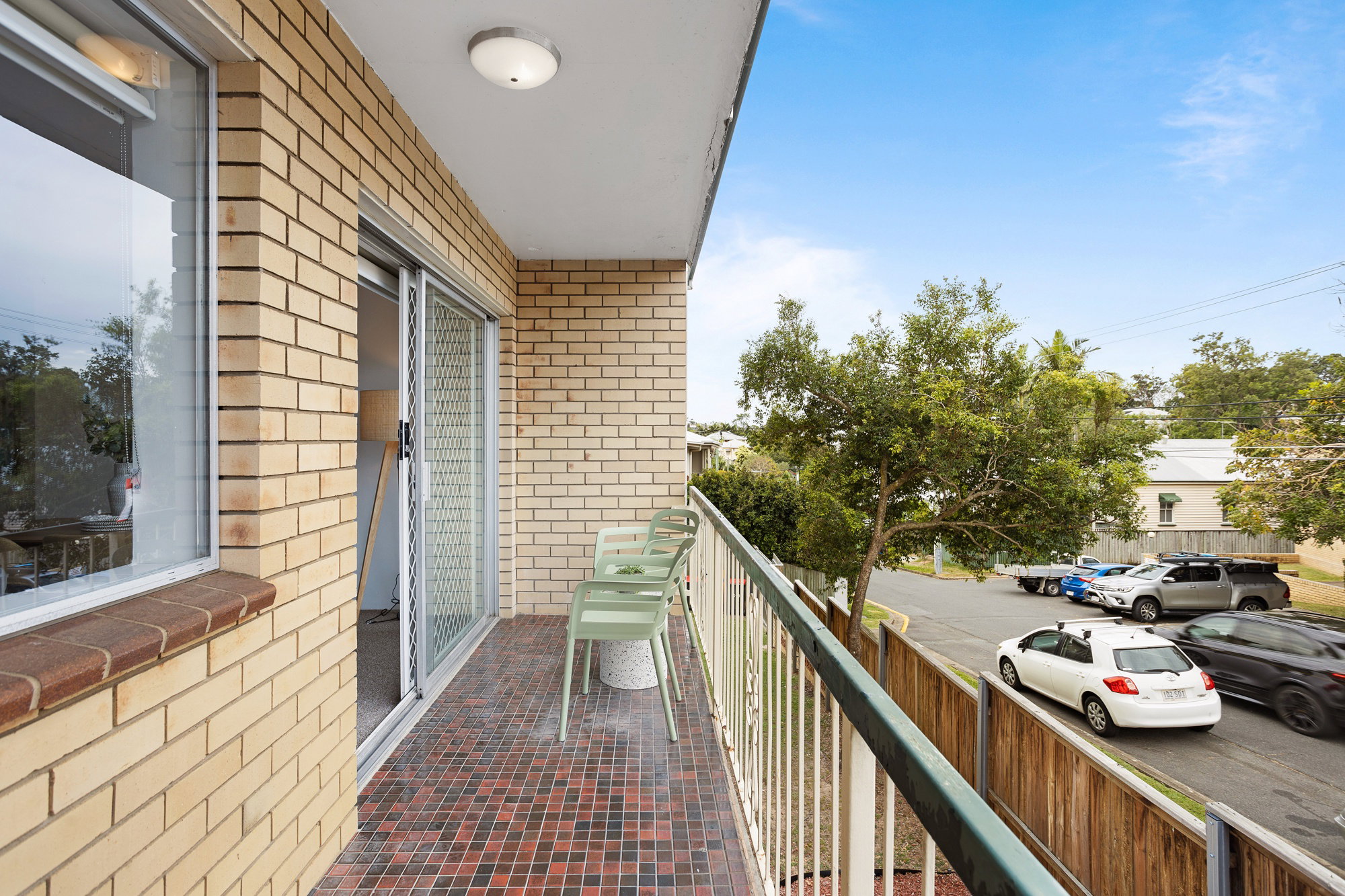 Furnished 2 Bedroom Apartment in Kelvin Grove