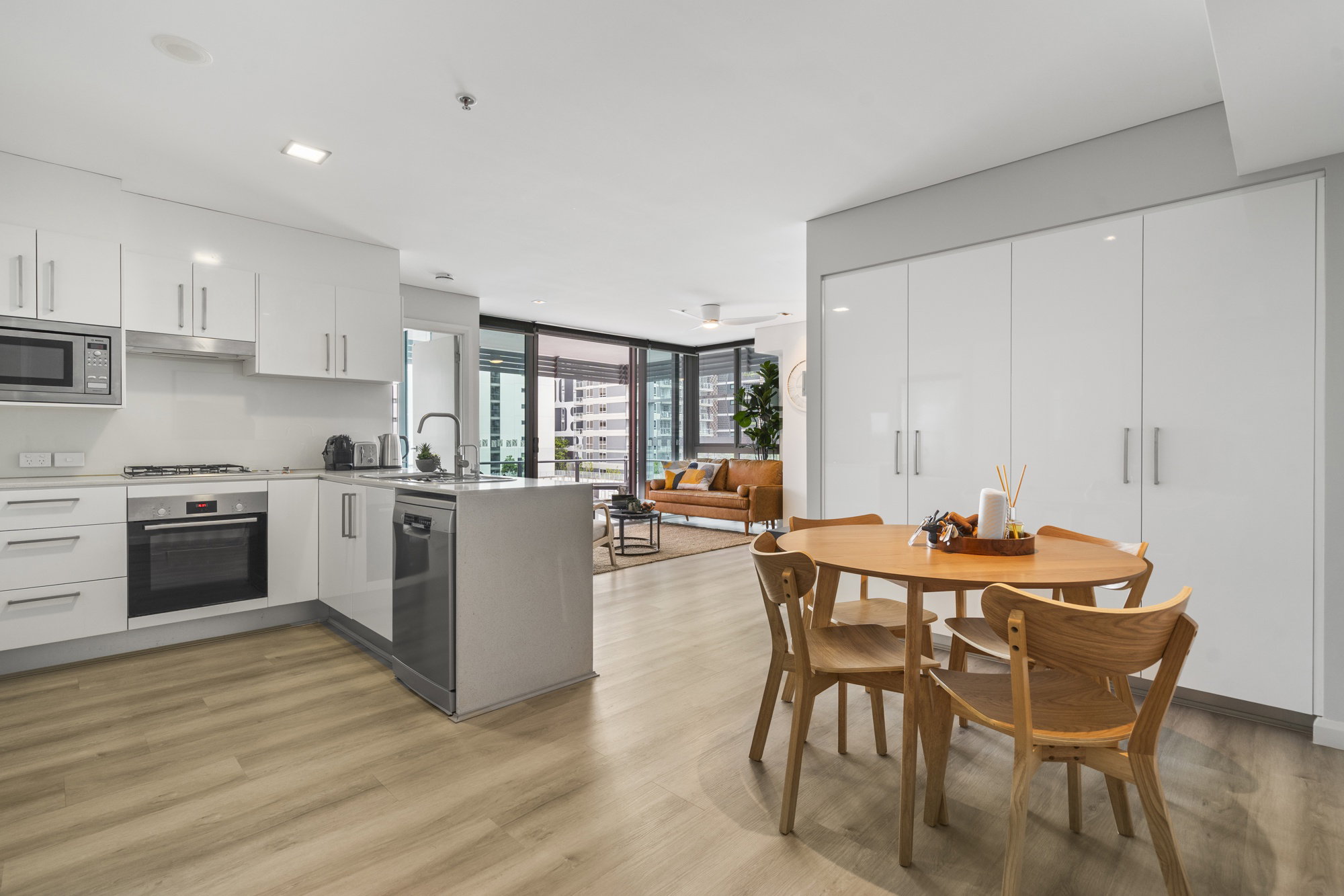 Furnished 2 Bedroom Apartment in South Brisbane