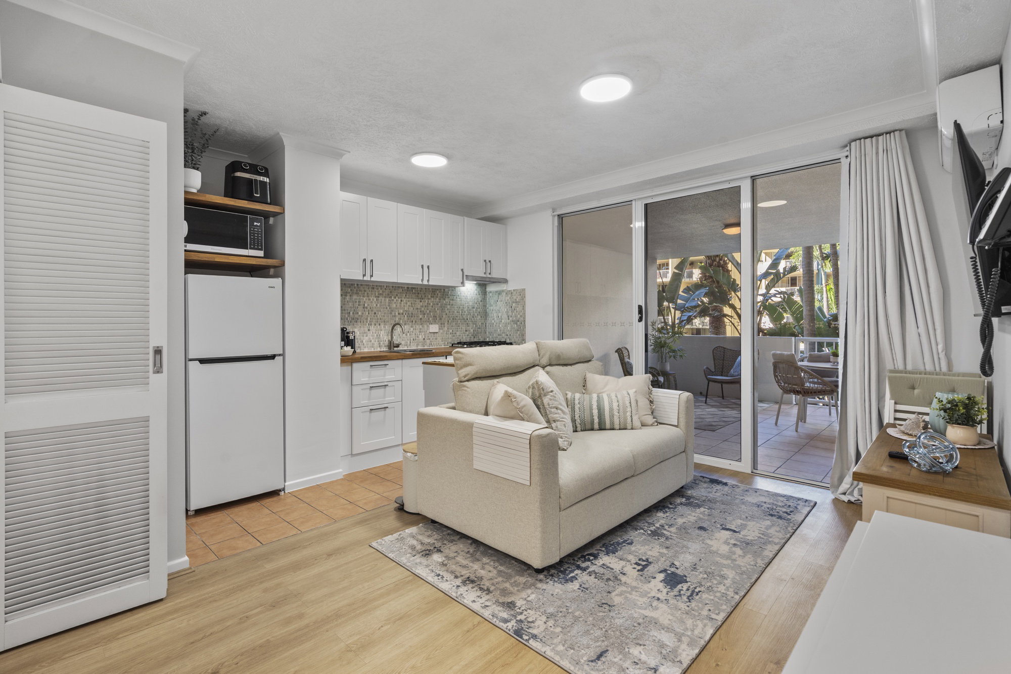 Furnished 1 Bedroom Apartment in Fortitude Valley