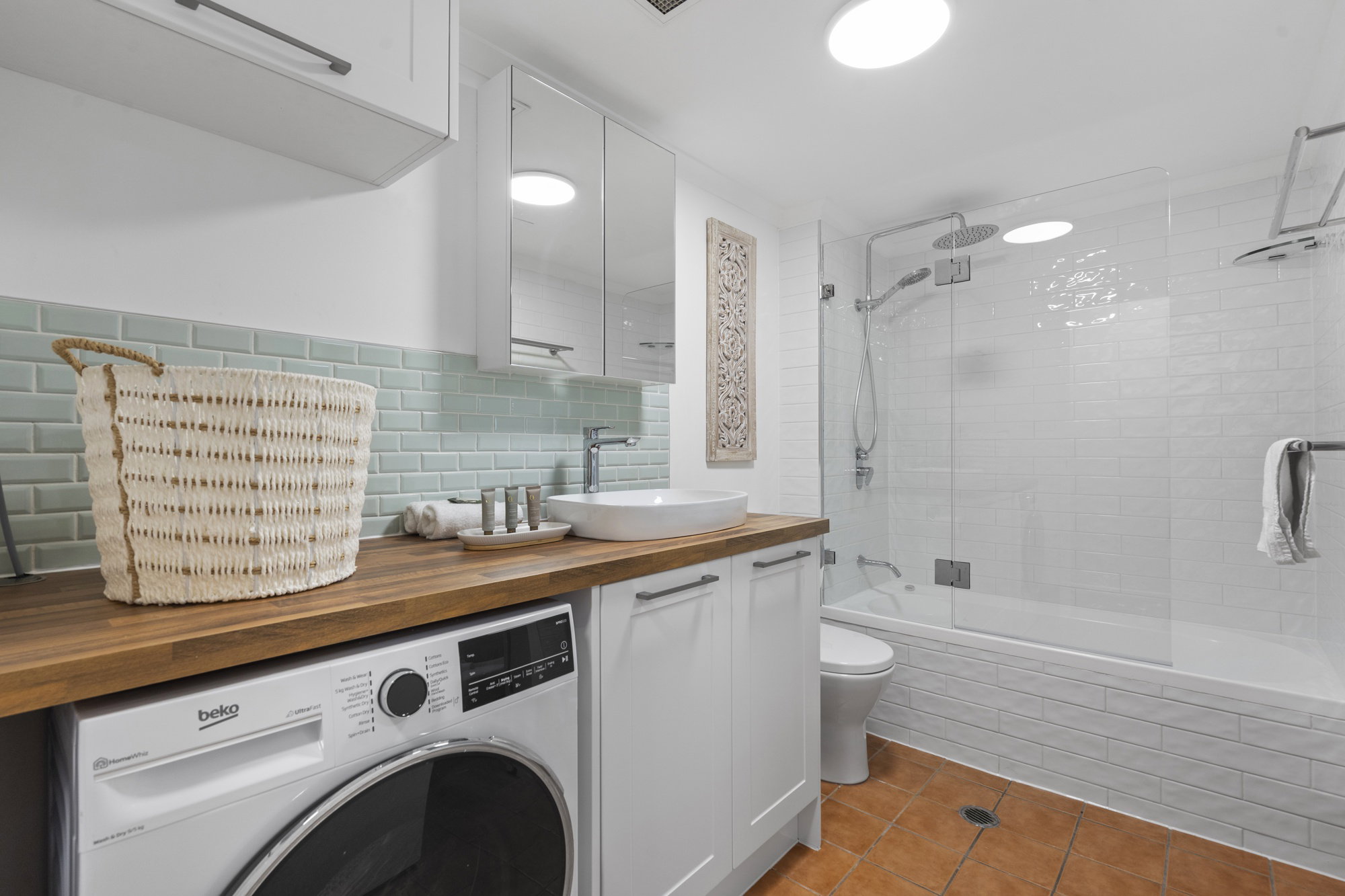 Furnished 1 Bedroom Apartment in Fortitude Valley
