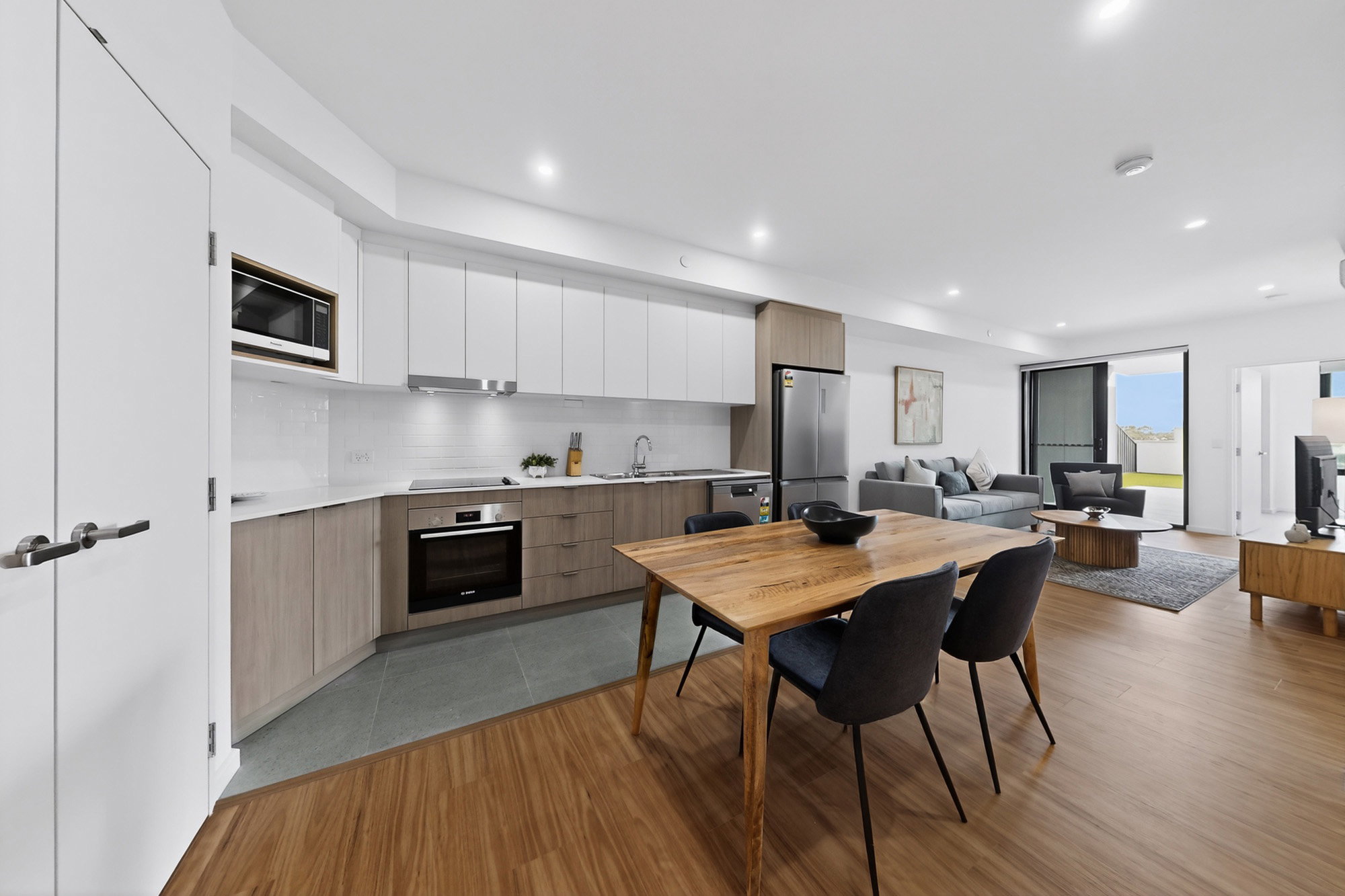 Furnished 2 Bedroom Apartment in Cannington