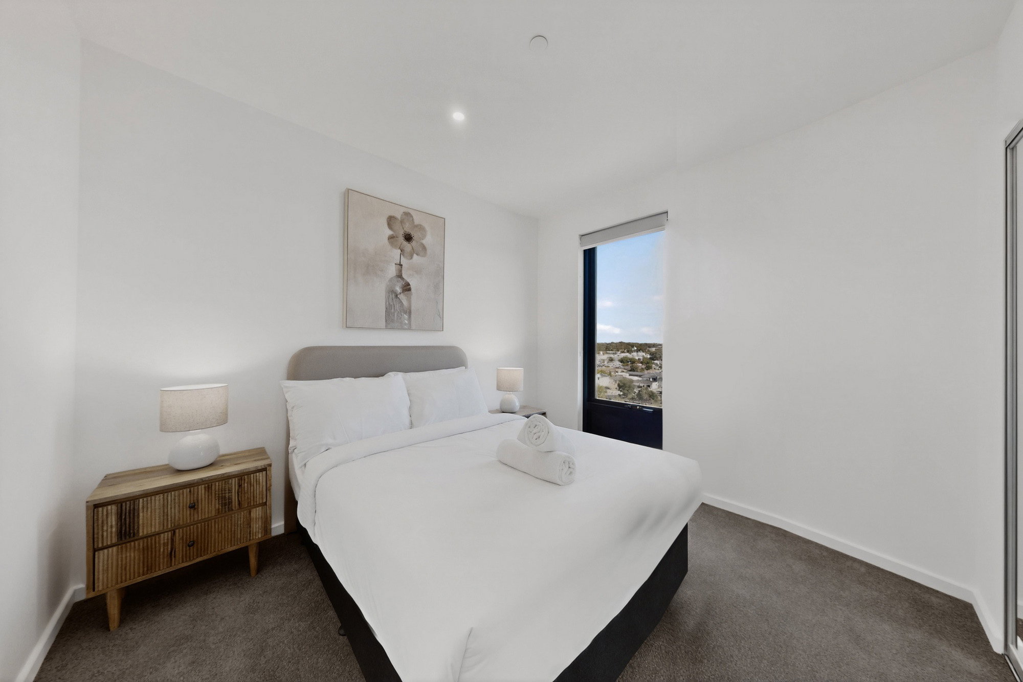 Furnished 2 Bedroom Apartment in Cannington