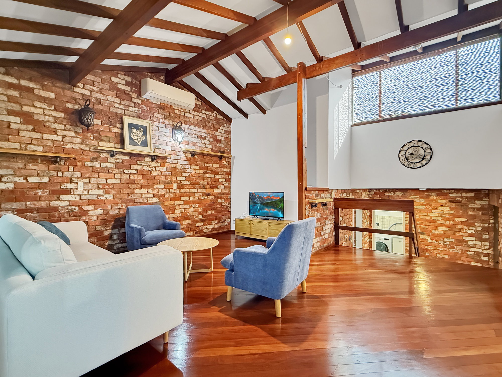 Furnished 3 Bedroom House in Bouvard