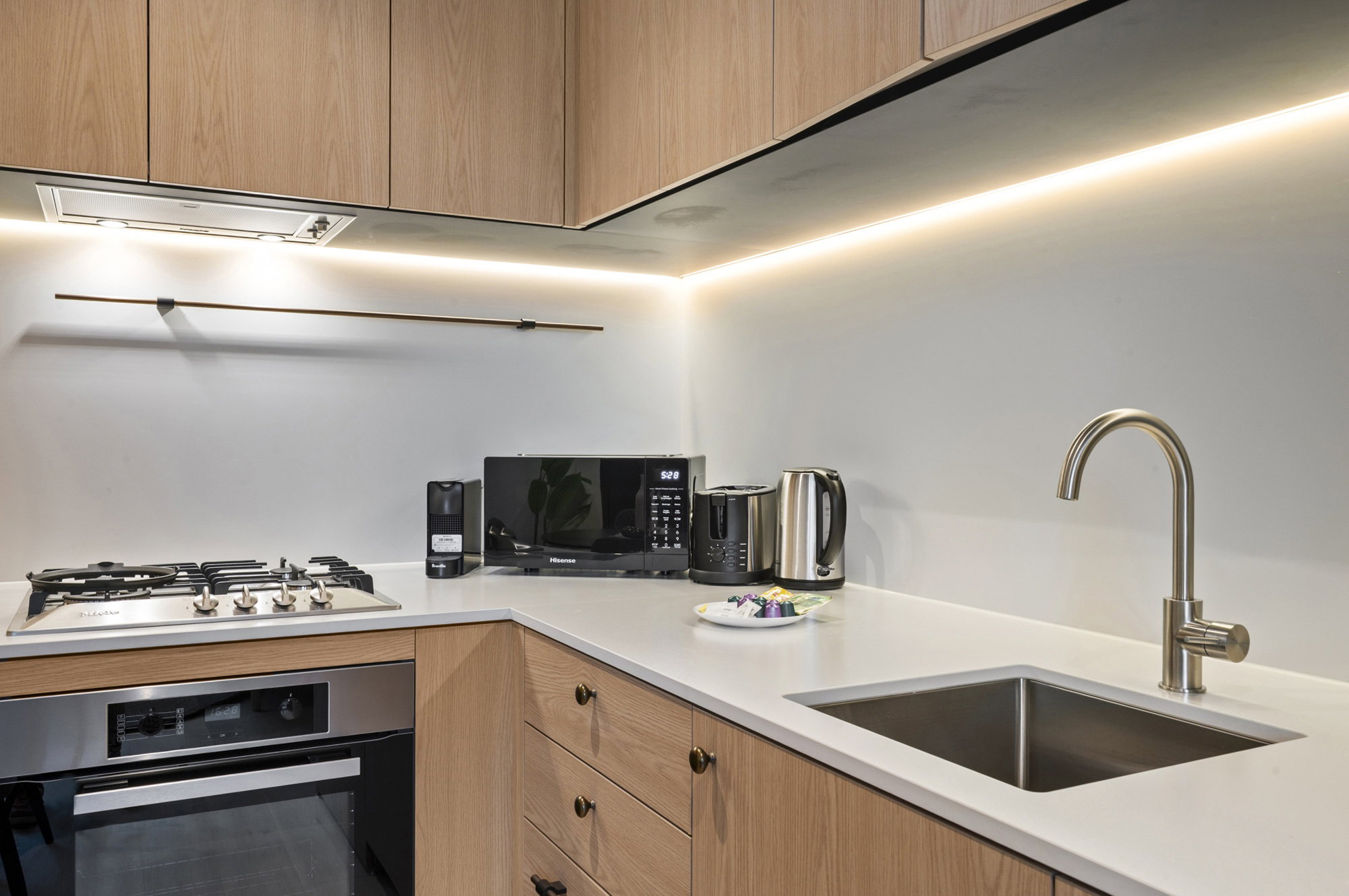Furnished 2 Bedroom Apartment in Southbank
