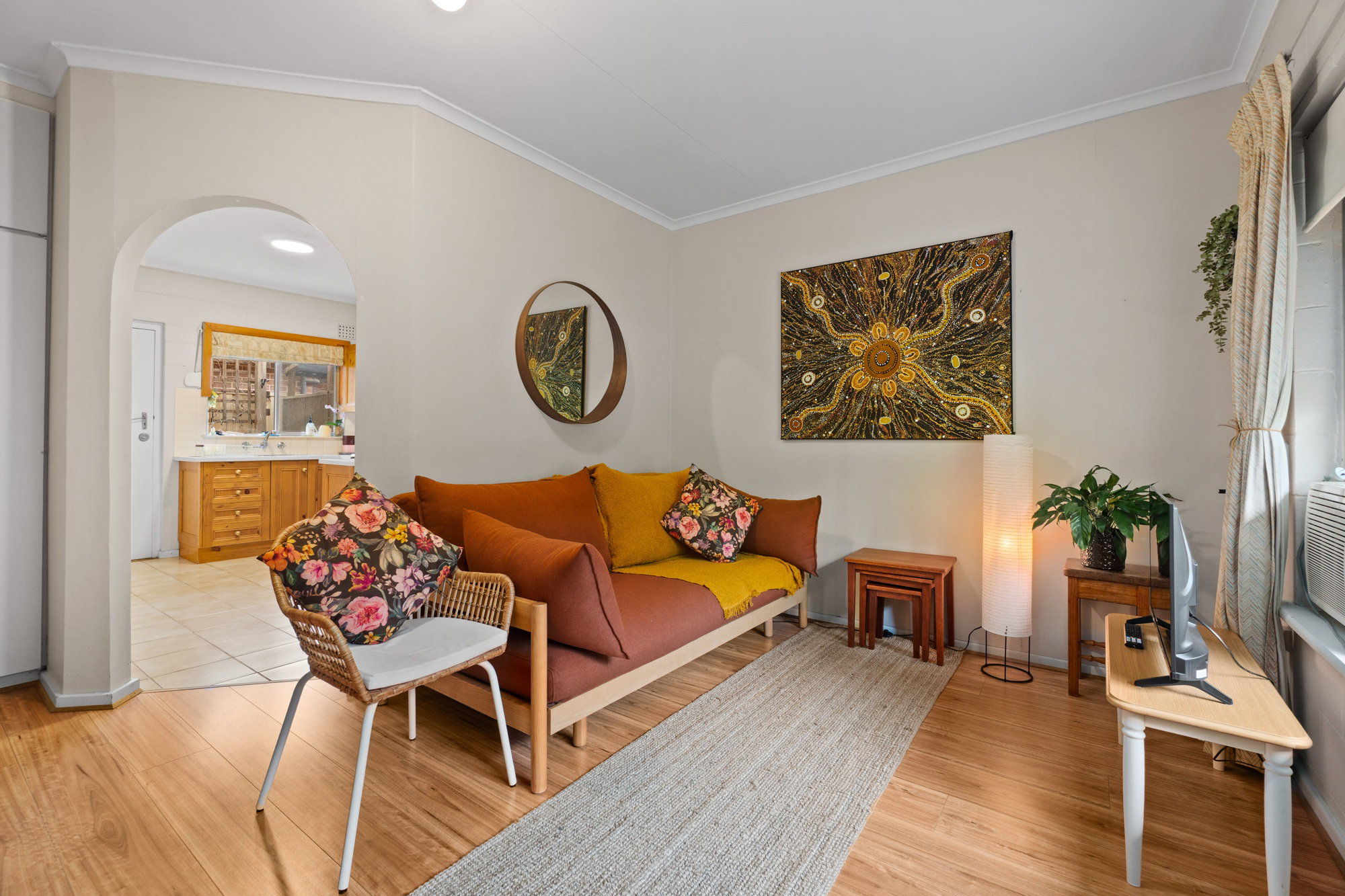 Furnished 2 Bedroom House in Mile End