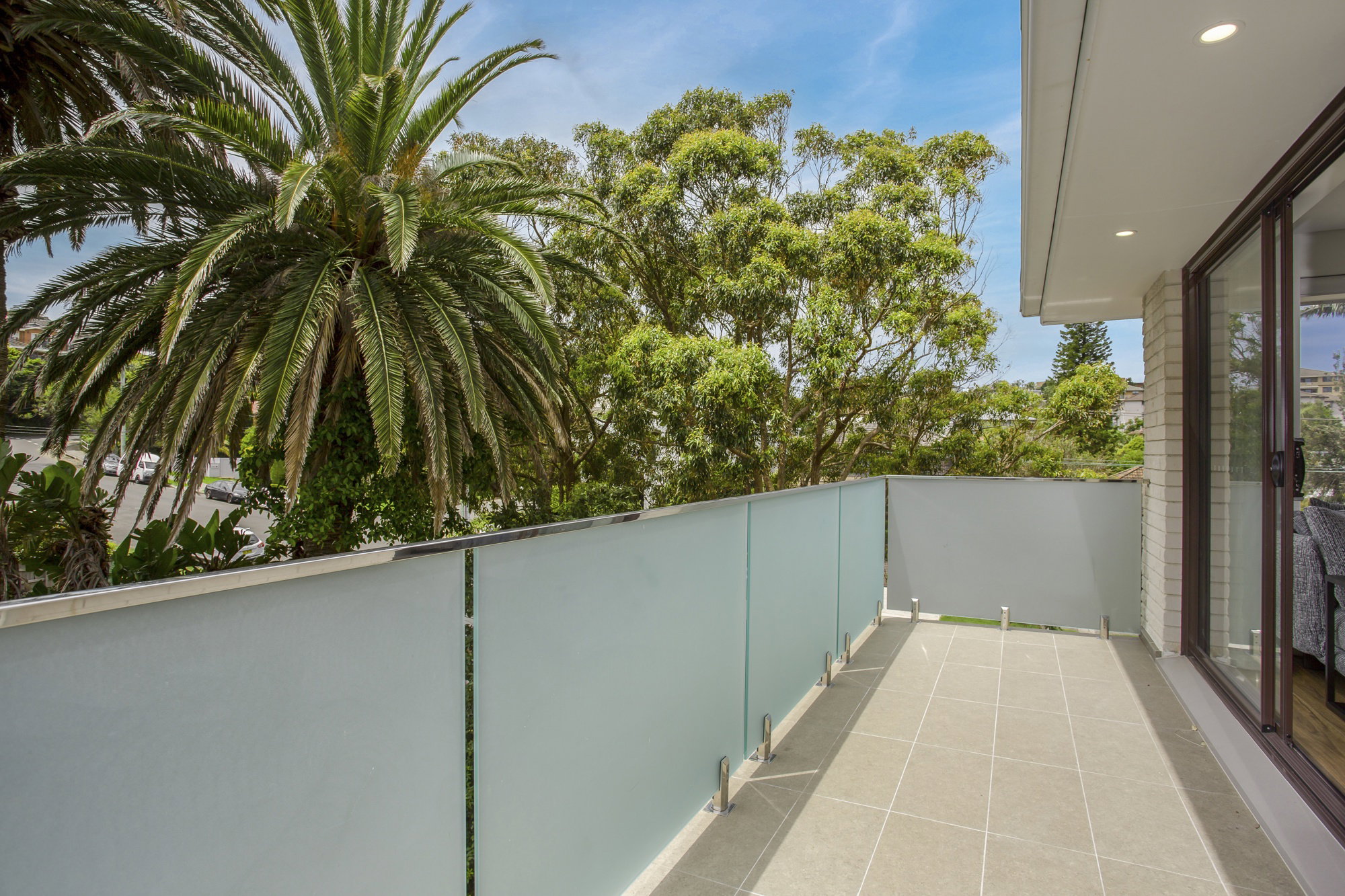 Furnished 2 Bedroom Apartment in Freshwater