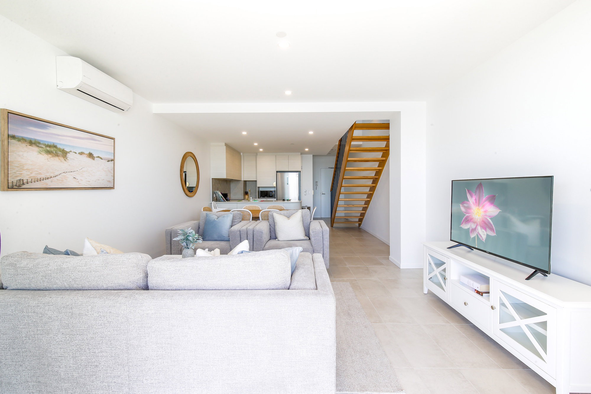 Furnished 2 Bedroom Apartment in Batemans Bay