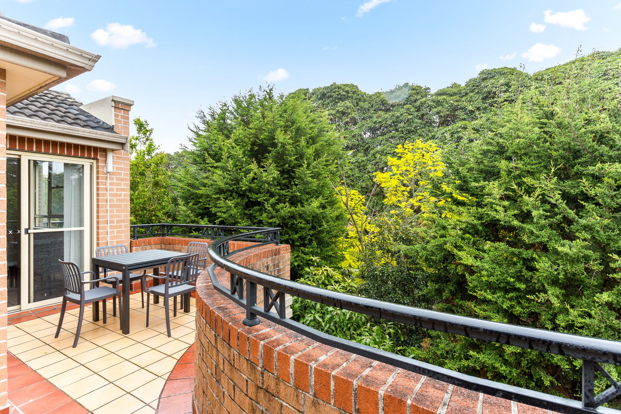 Furnished 2 Bedroom Apartment in Marrickville