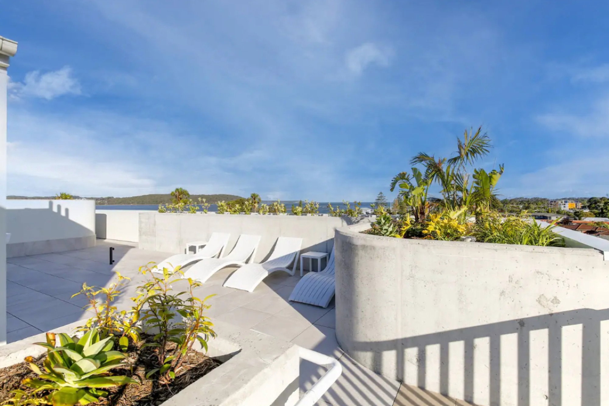 Furnished 2 Bedroom Apartment in Batemans Bay