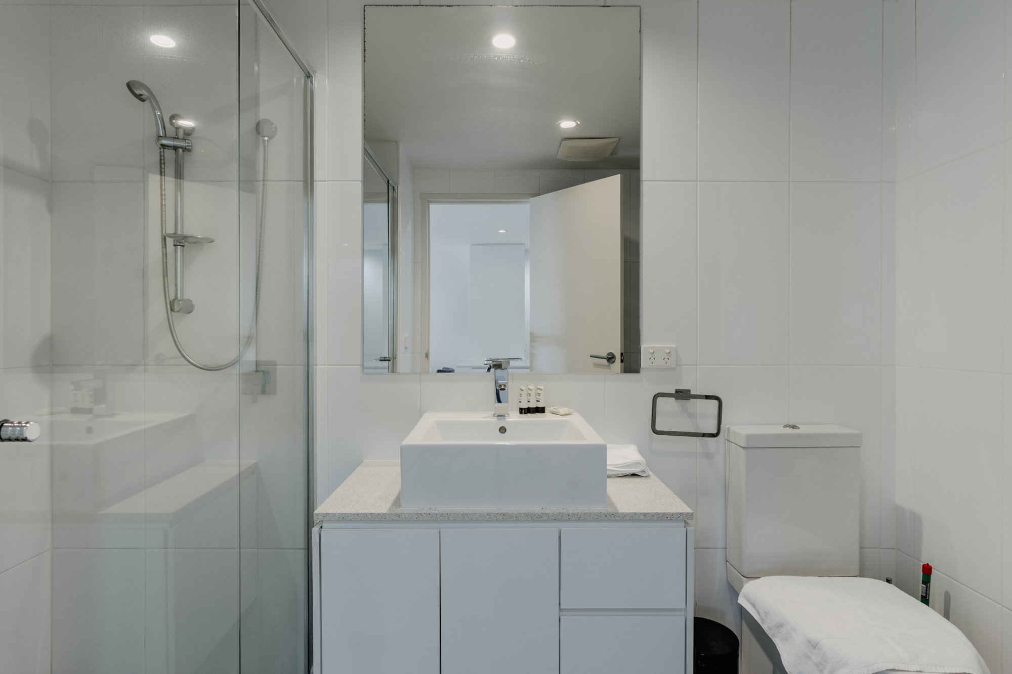 Furnished 1 Bedroom Apartment in Braddon