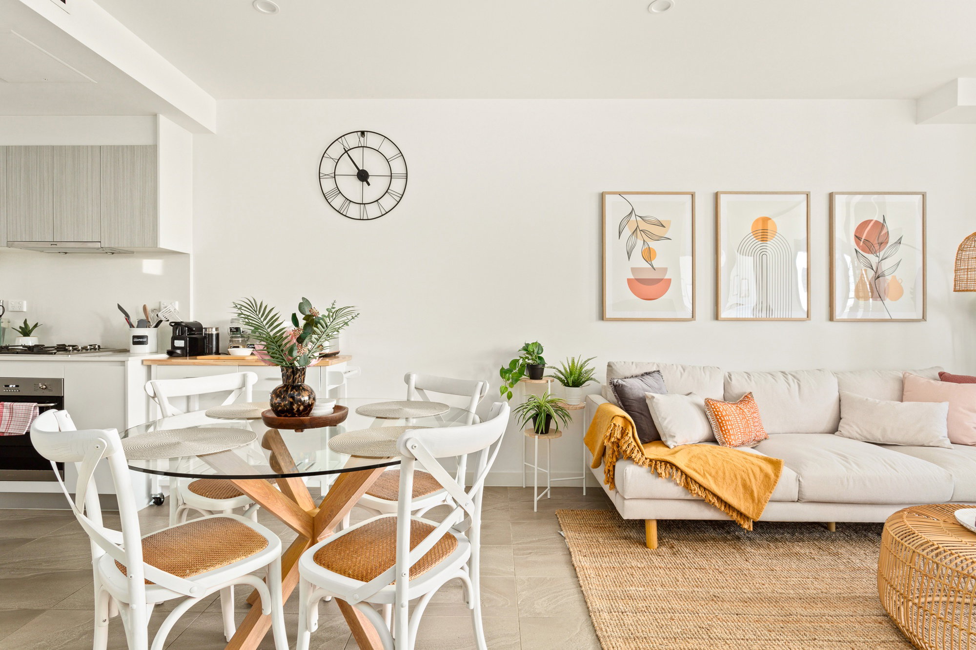 Furnished 2 Bedroom Apartment in Dee Why