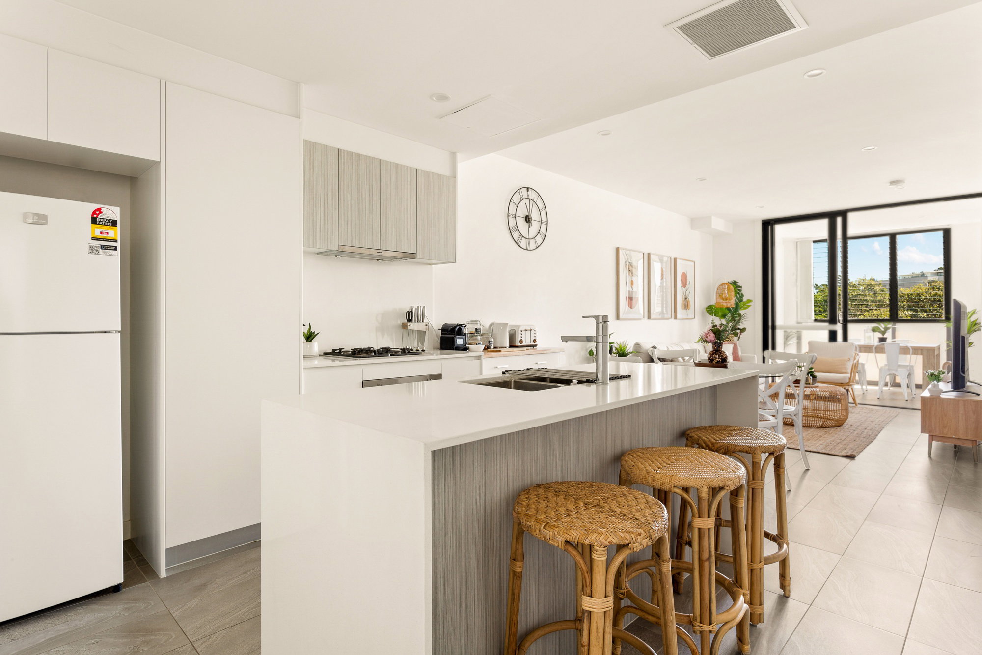 Furnished 2 Bedroom Apartment in Dee Why