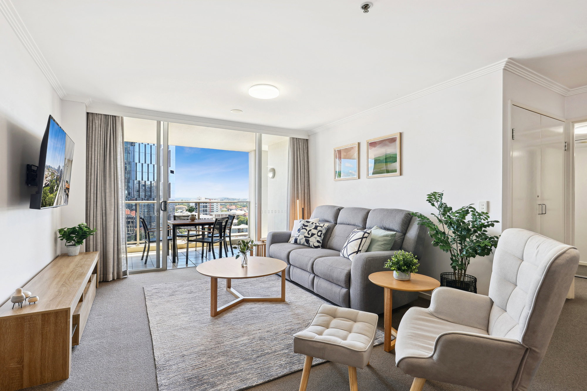 Furnished 2 Bedroom Apartment in Brisbane City