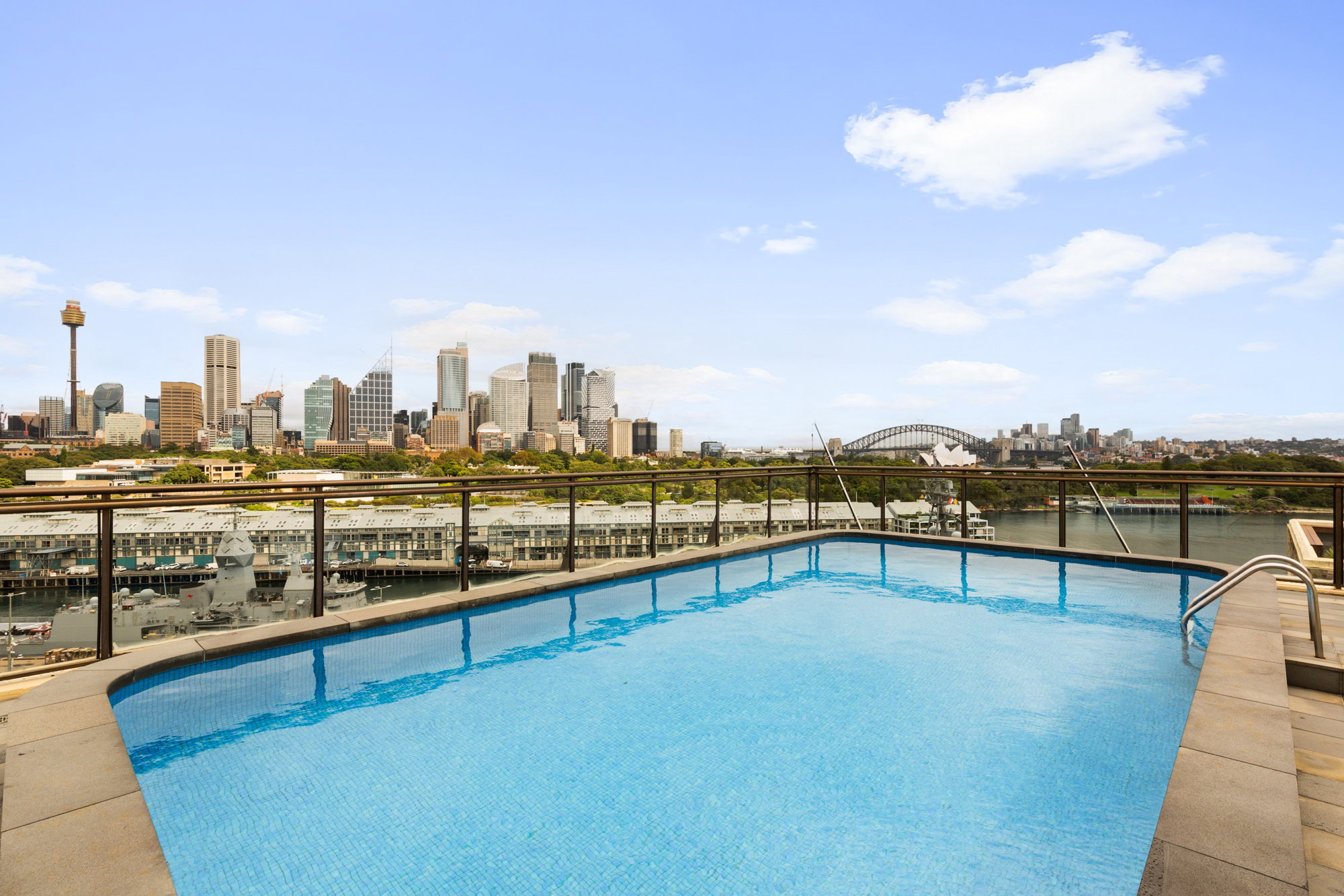 Furnished 1 Bedroom Apartment in Potts Point
