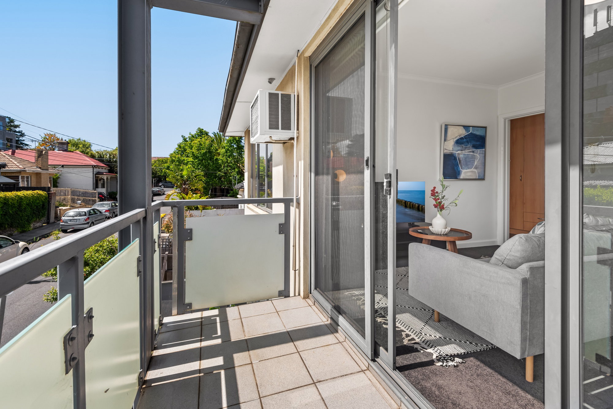 Furnished 1 Bedroom Apartment in Brighton