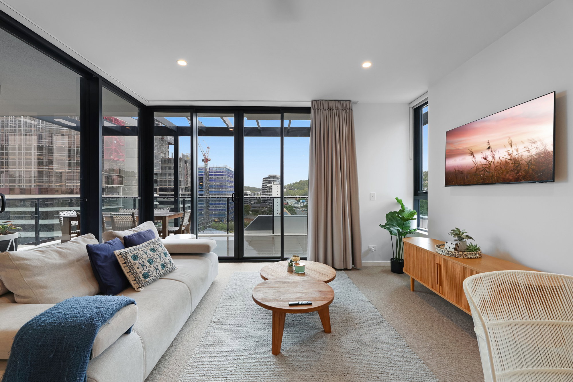 Furnished 2 Bedroom Apartment in Burleigh Heads