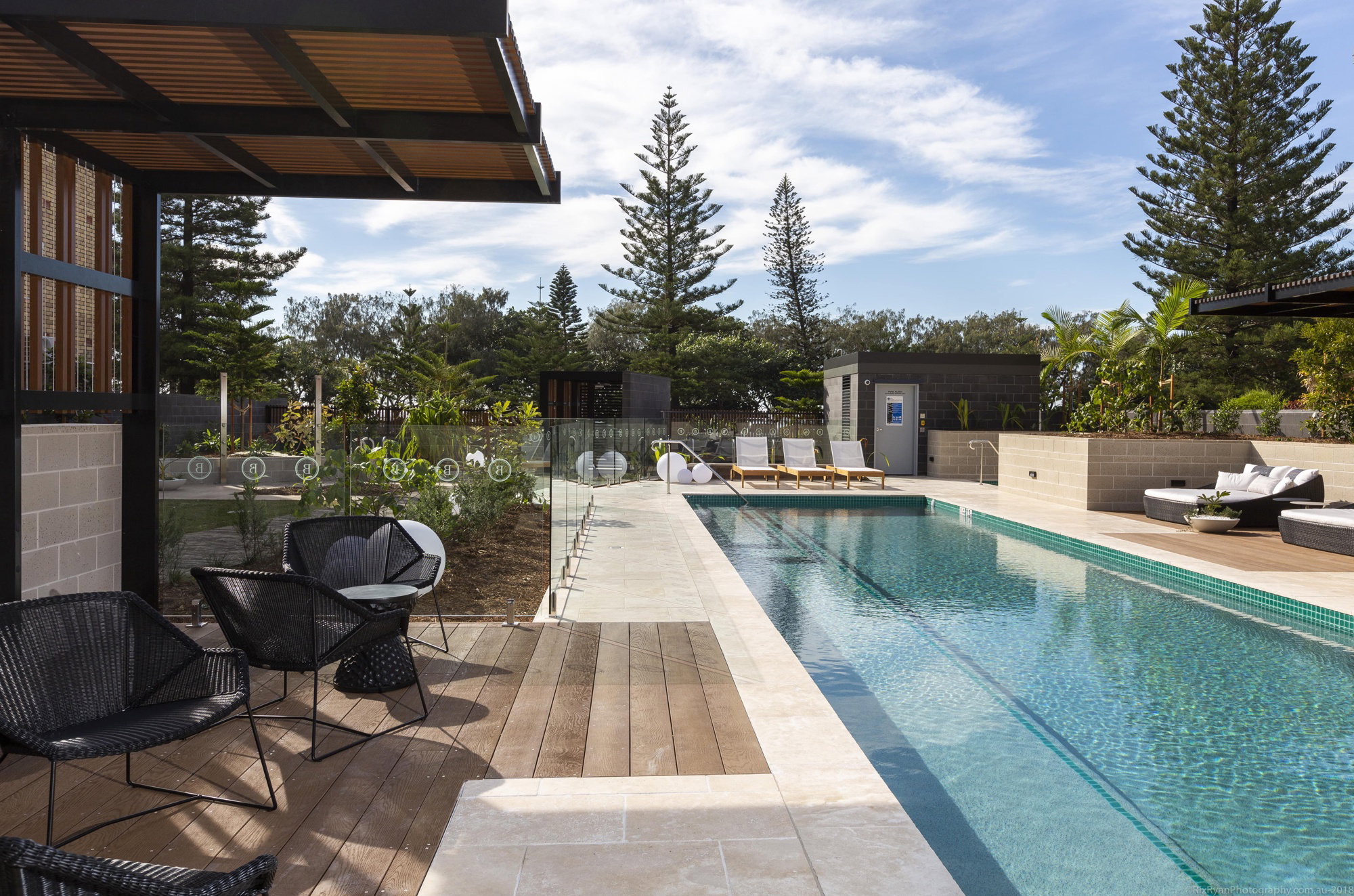Furnished 2 Bedroom Apartment in Burleigh Heads
