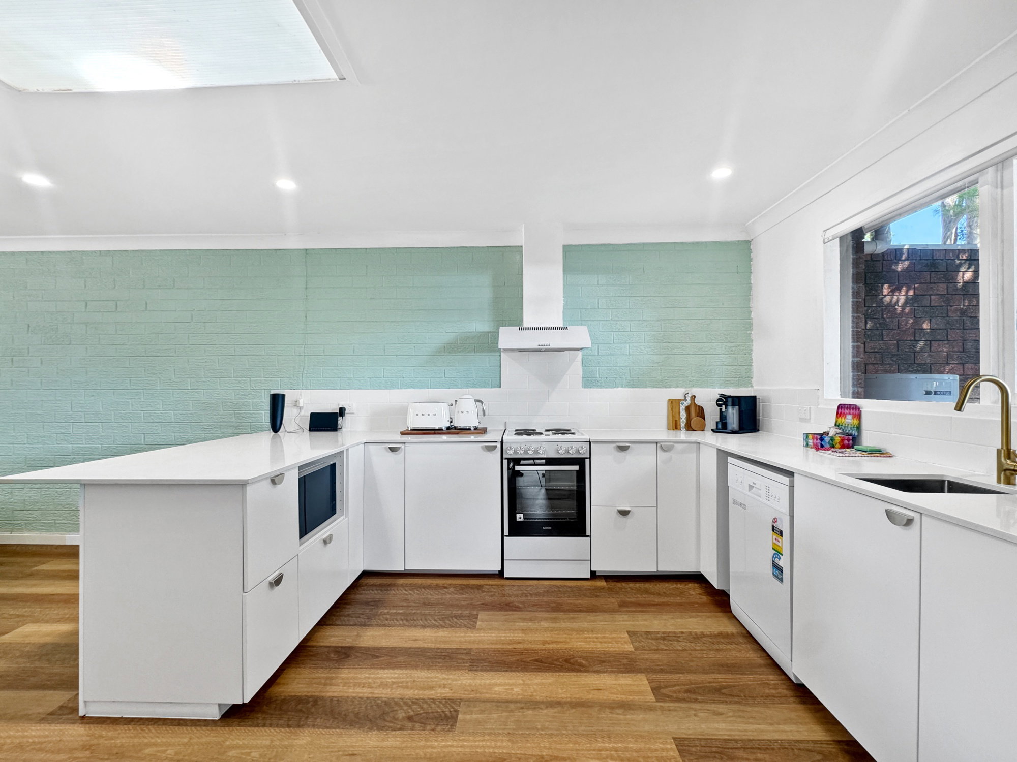 Furnished 2 Bedroom House in Surf Beach