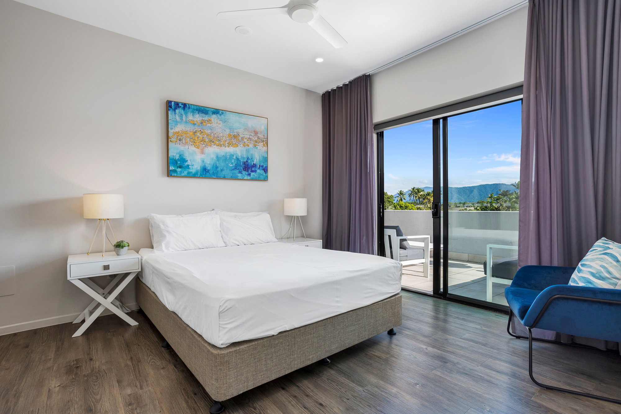 Furnished 4 Bedroom Apartment in Cairns North
