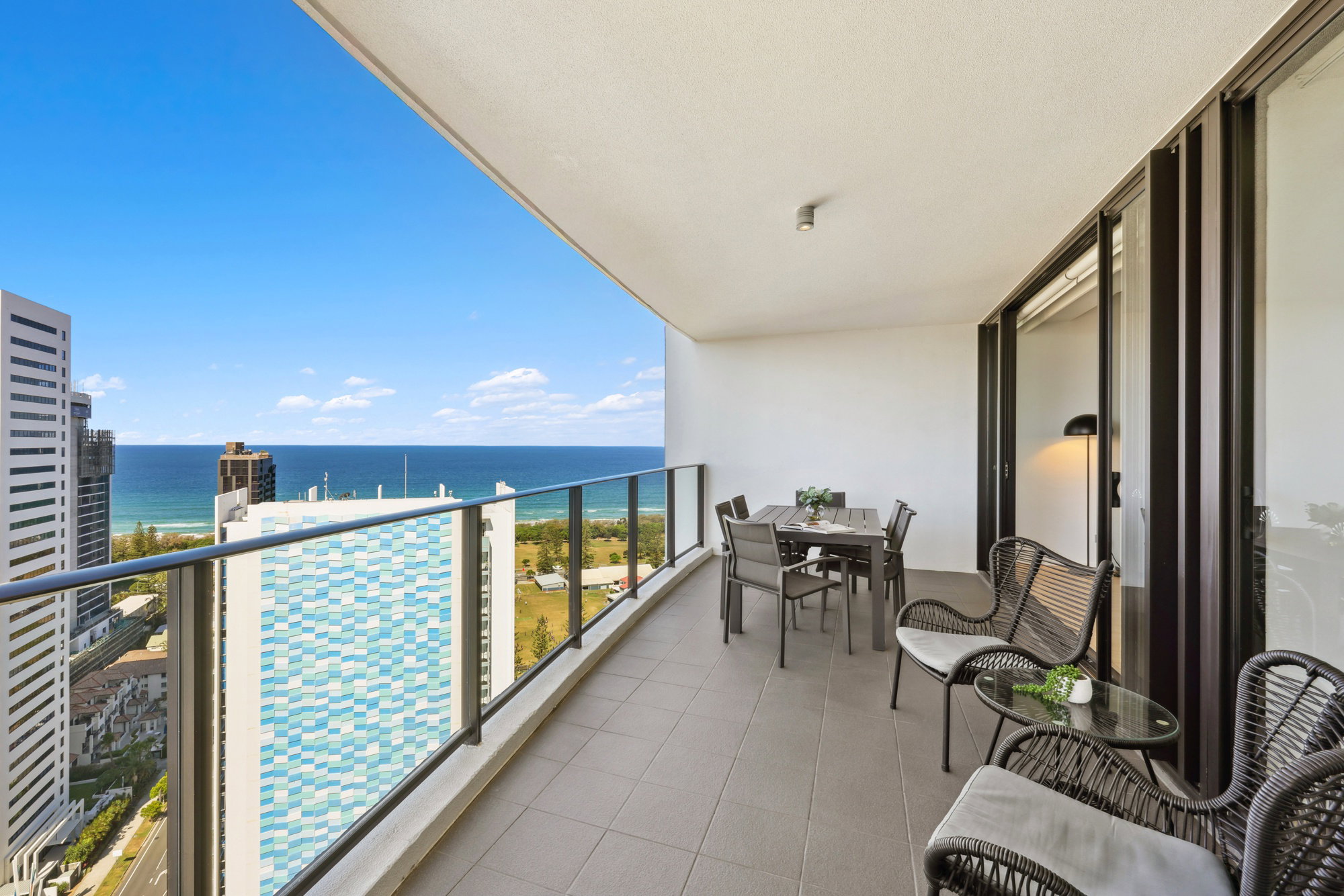 Furnished 3 Bedroom Apartment in Broadbeach