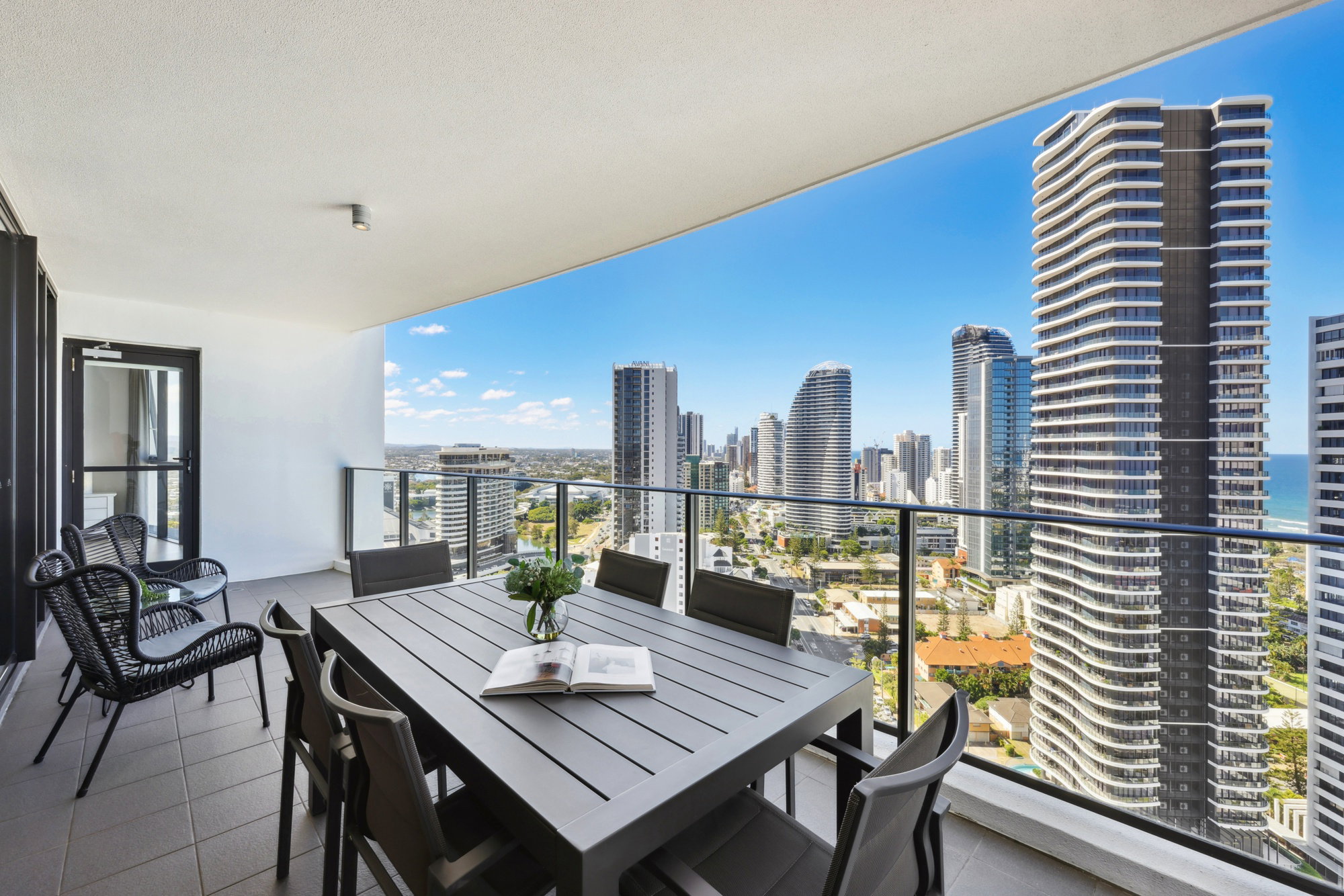 Furnished 3 Bedroom Apartment in Broadbeach