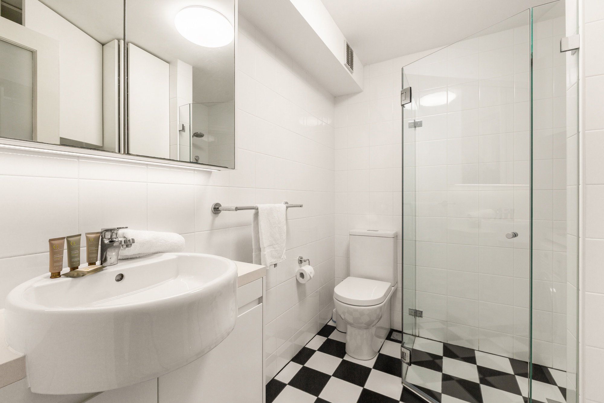 Furnished 1 Bedroom Rental in Fairfield West
