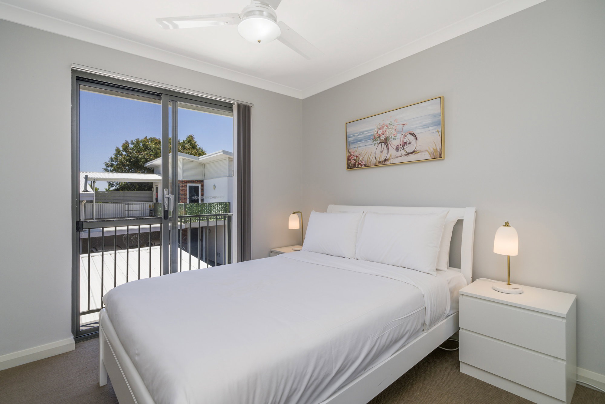 Furnished 2 Bedroom Apartment in Cannington