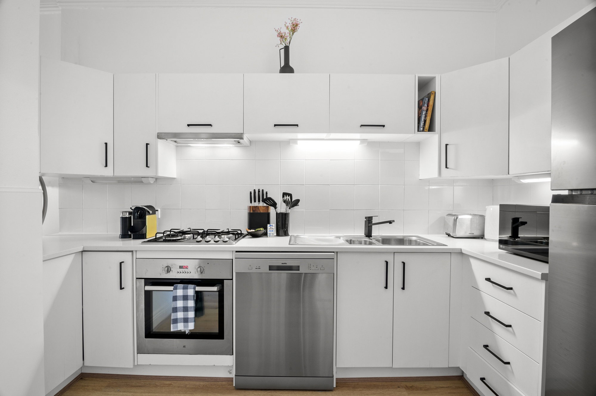Furnished 2 Bedroom House in Cremorne
