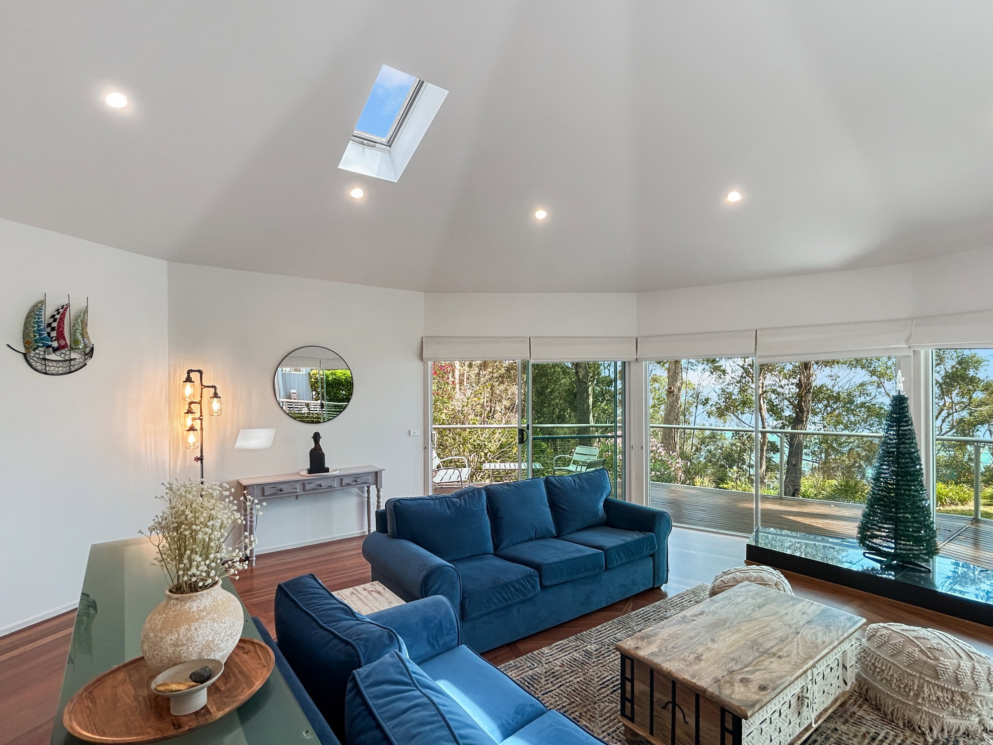 Furnished 4 Bedroom House in Long Beach