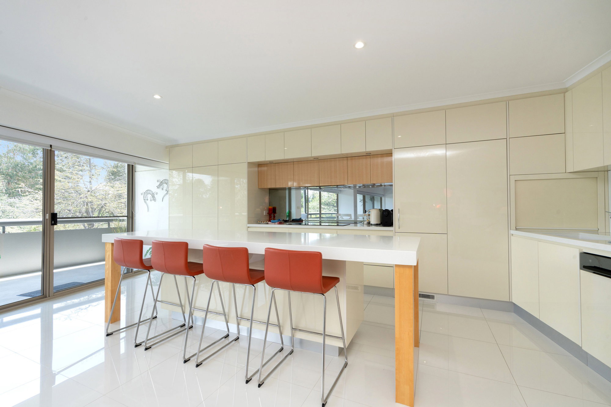Furnished 2 Bedroom Apartment in Griffith