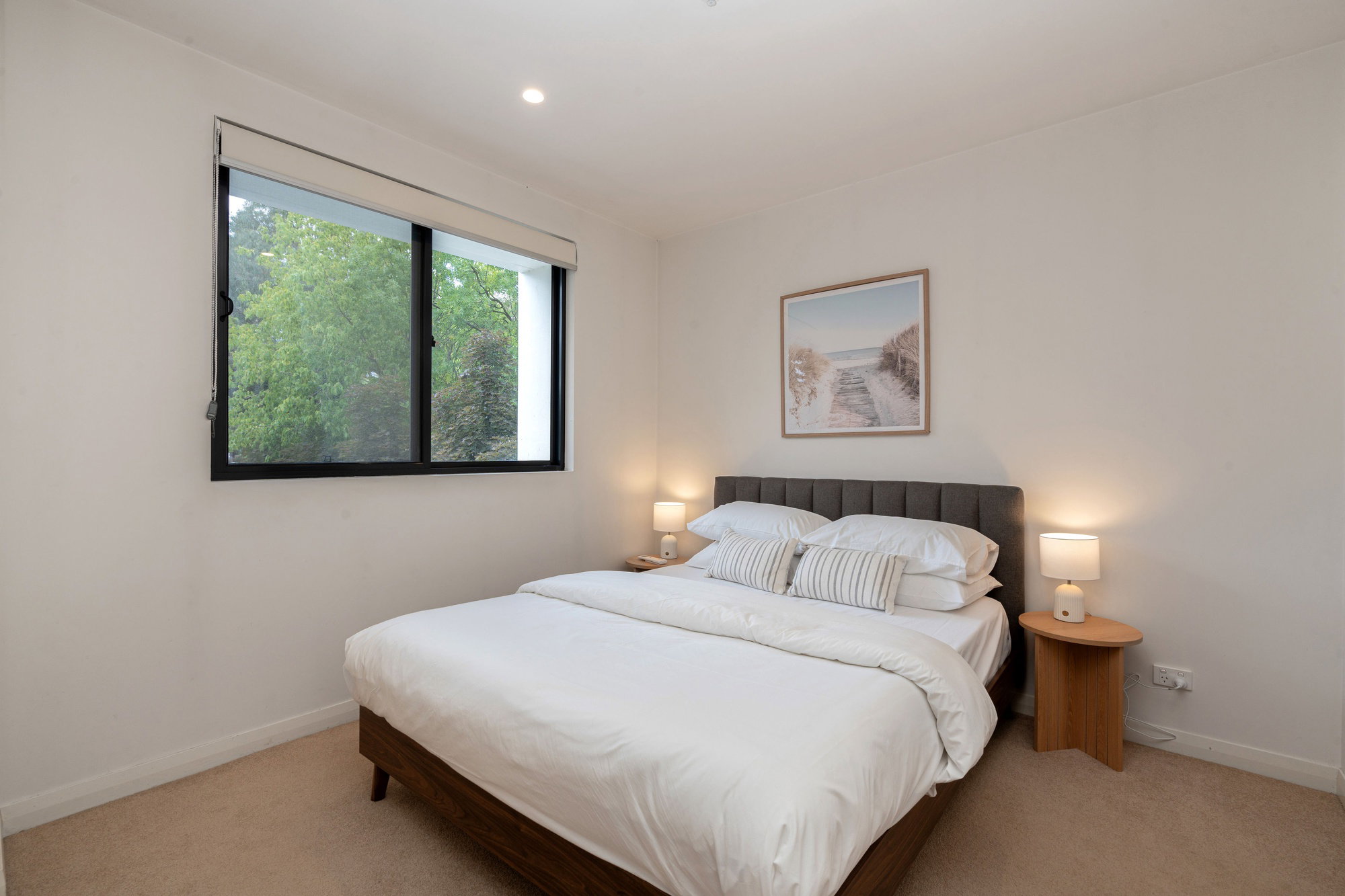 Furnished 2 Bedroom Apartment in Lyneham