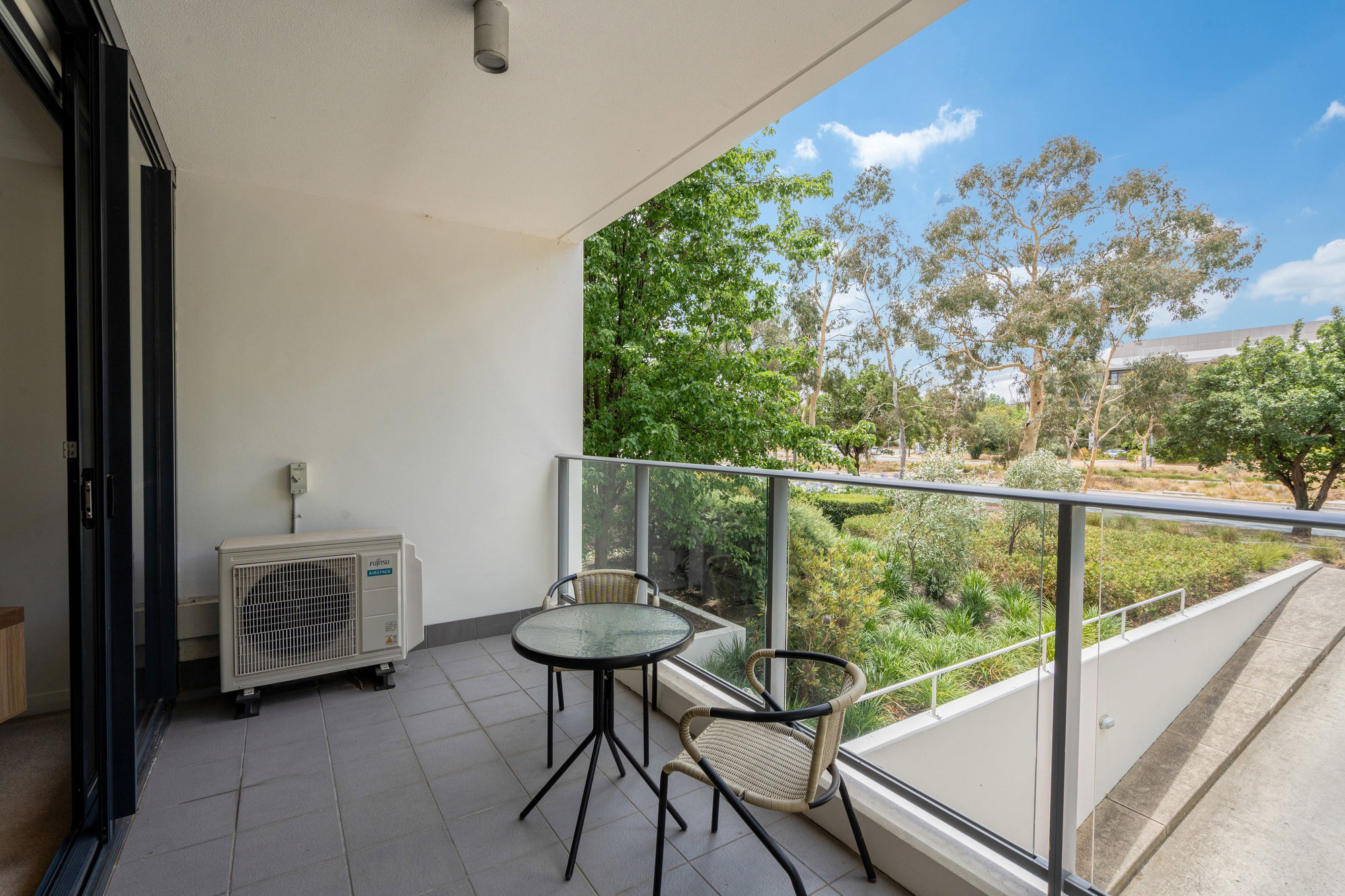Furnished 2 Bedroom Apartment in Lyneham