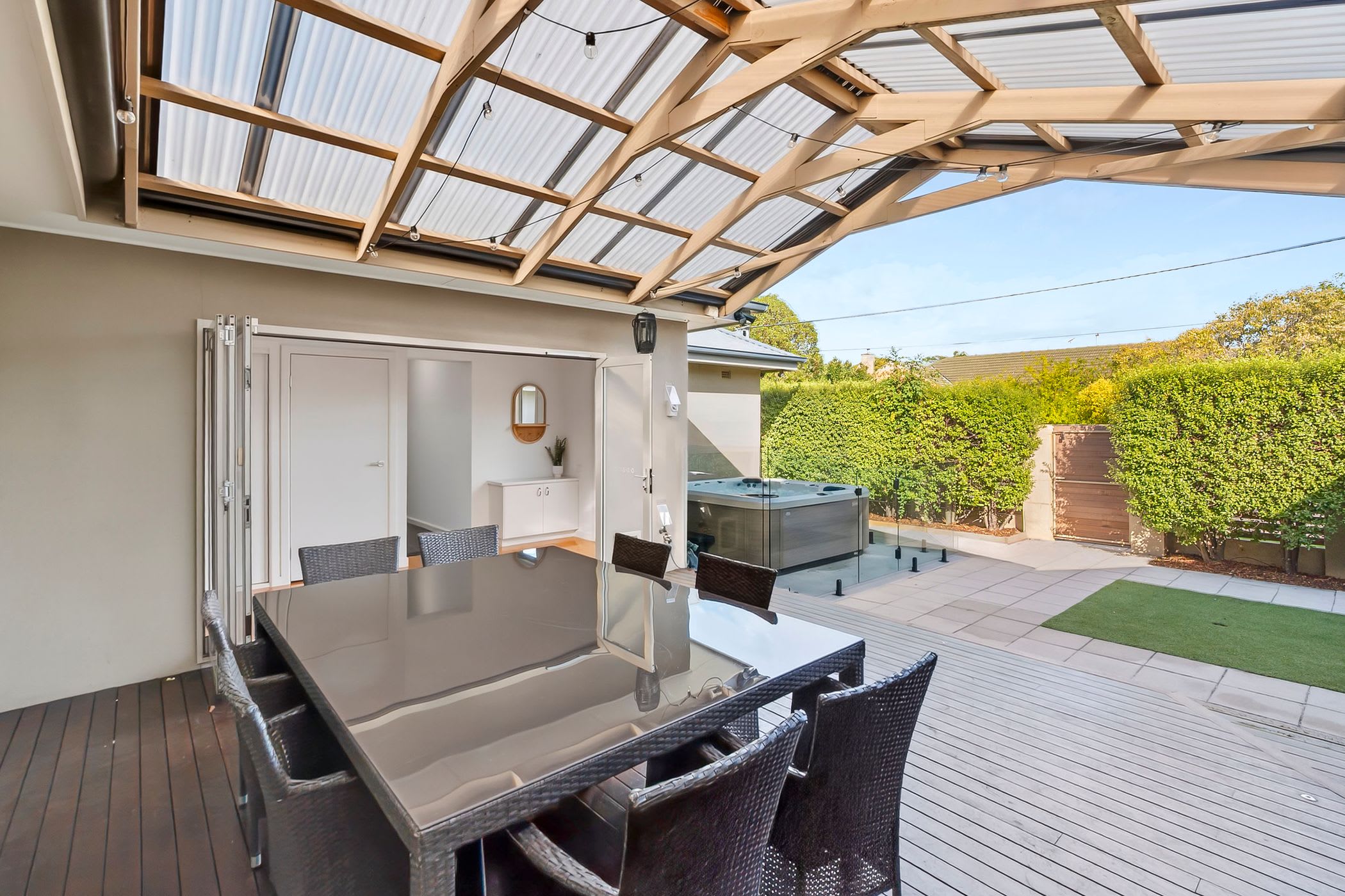 Furnished 4 Bedroom House in Newtown