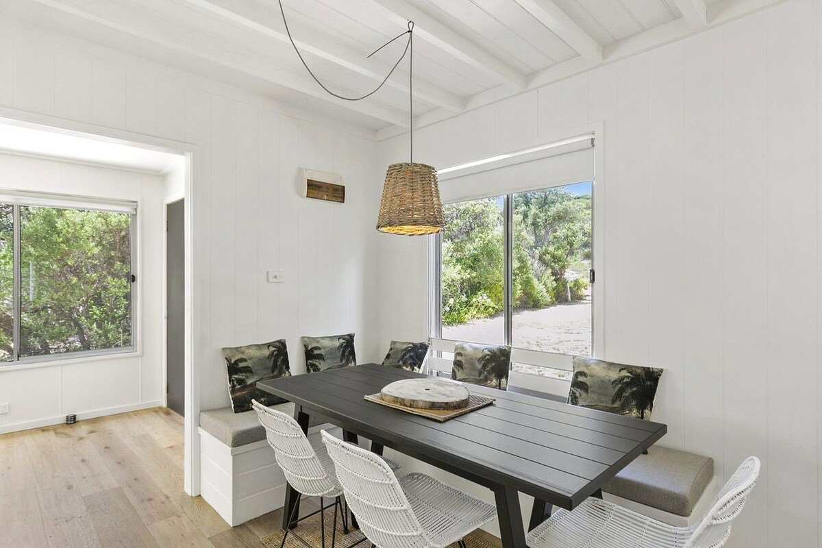 Furnished 4 Bedroom House in Anglesea
