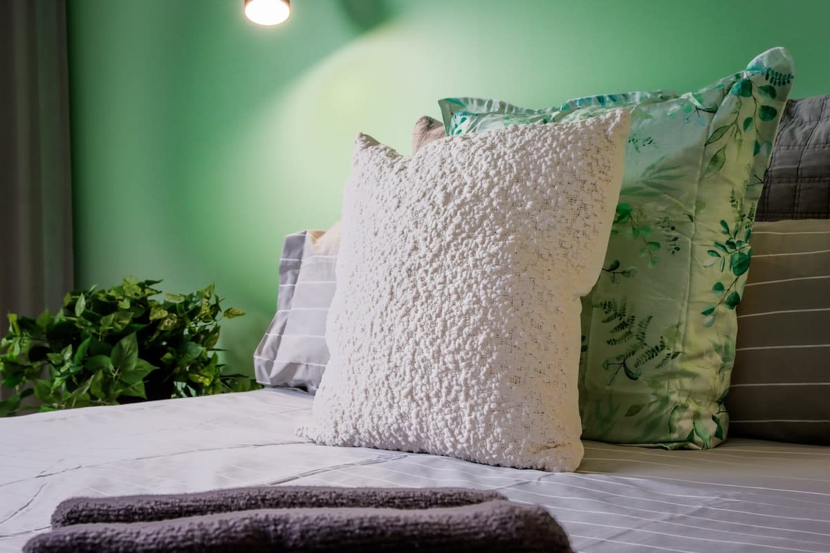 Furnished 1 Bedroom Rental in Belmont