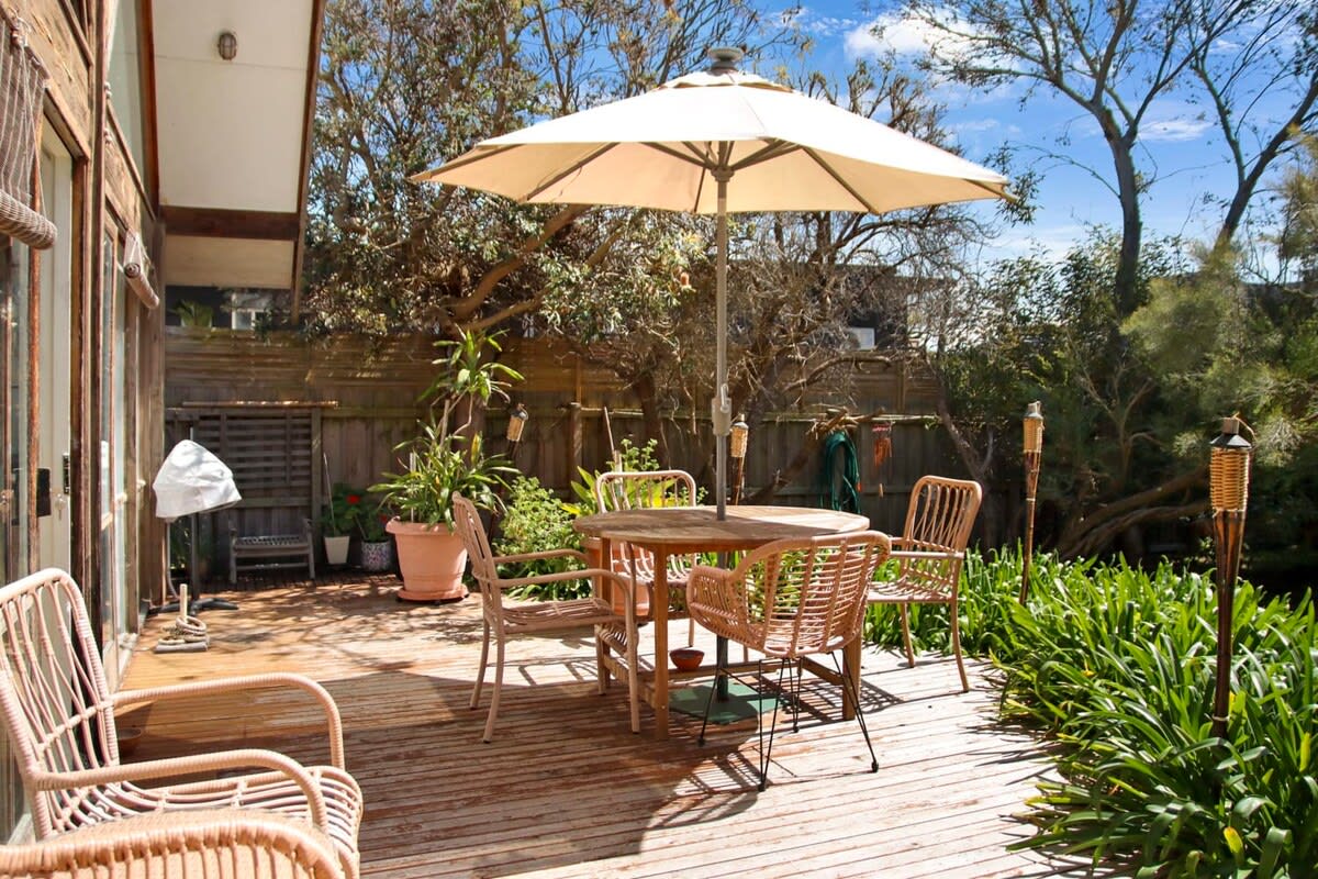 Furnished 2 Bedroom House in Barwon Heads