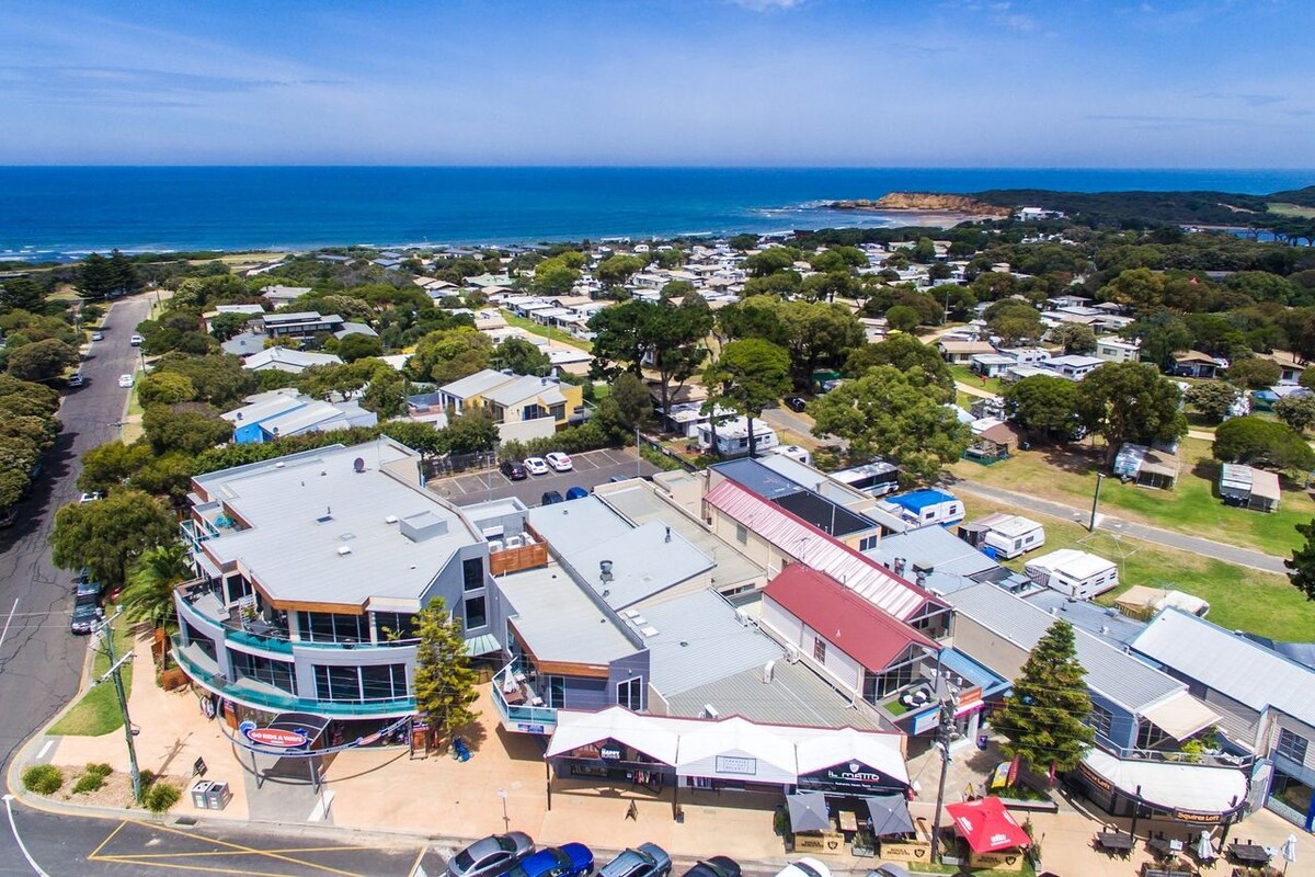Furnished 2 Bedroom Rental in Torquay