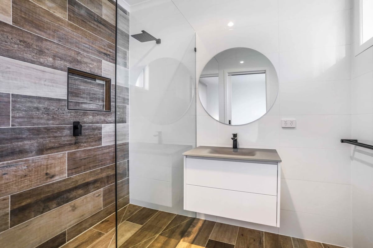 Furnished 3 Bedroom House in Highton