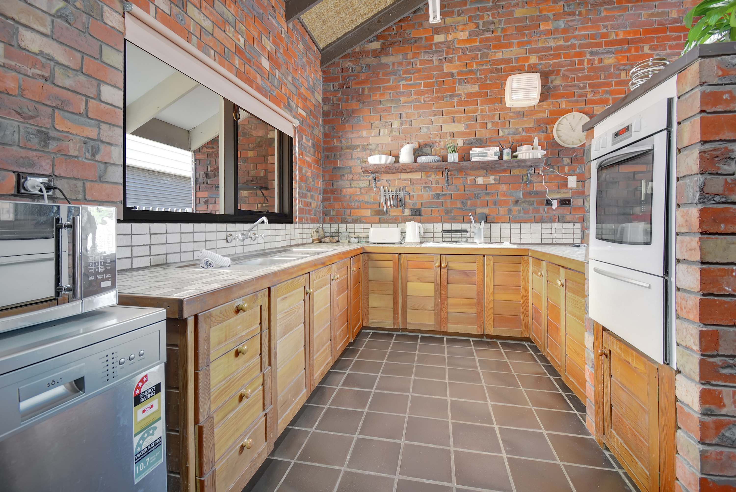 Furnished 3 Bedroom House in Ocean Grove
