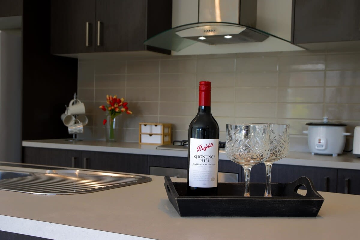 Furnished 1 Bedroom Rental in Waurn Ponds