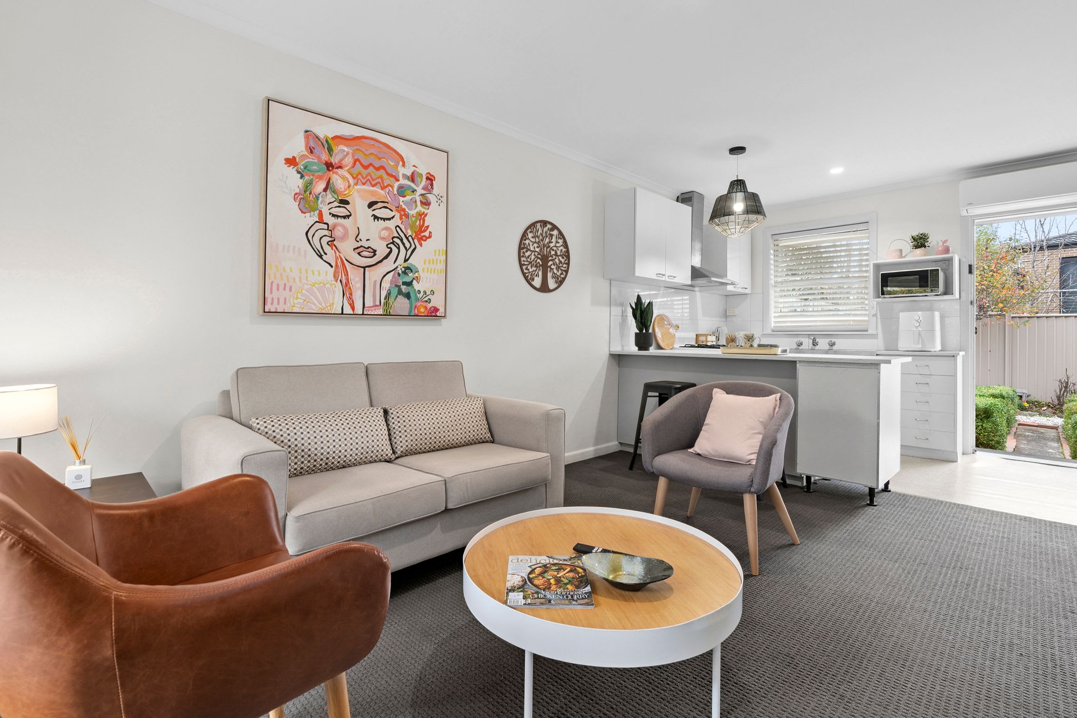 Furnished 1 Bedroom Apartment in Newtown